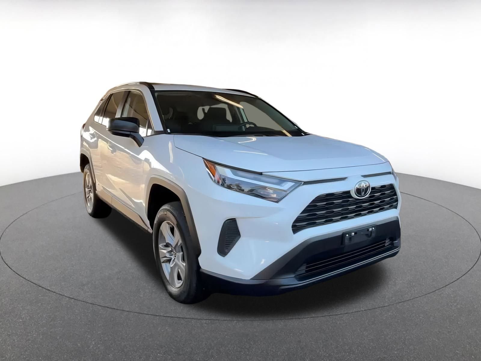 Thumbnail: 2025 Toyota RAV4 - 3