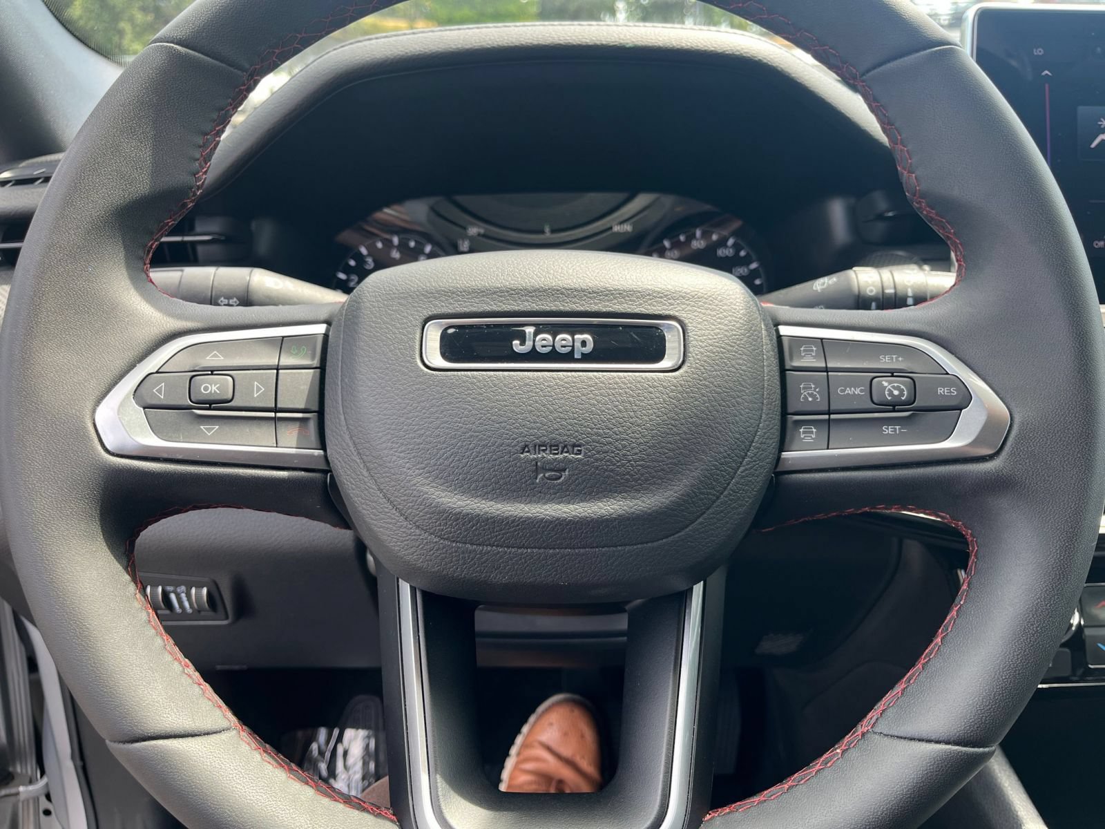 Thumbnail: 2025 Jeep Compass - 28