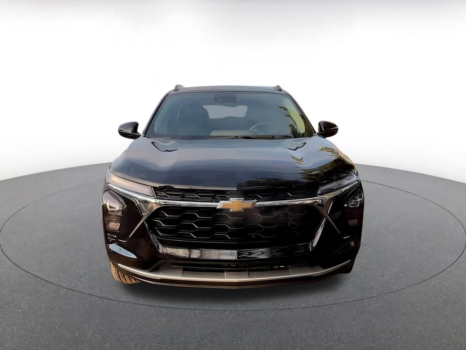 Thumbnail: 2025 Chevrolet Trax - 4