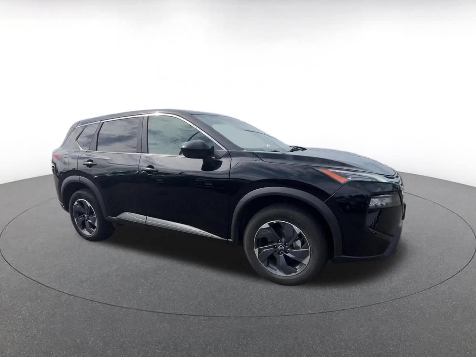 Thumbnail: 2025 Nissan Rogue - 2
