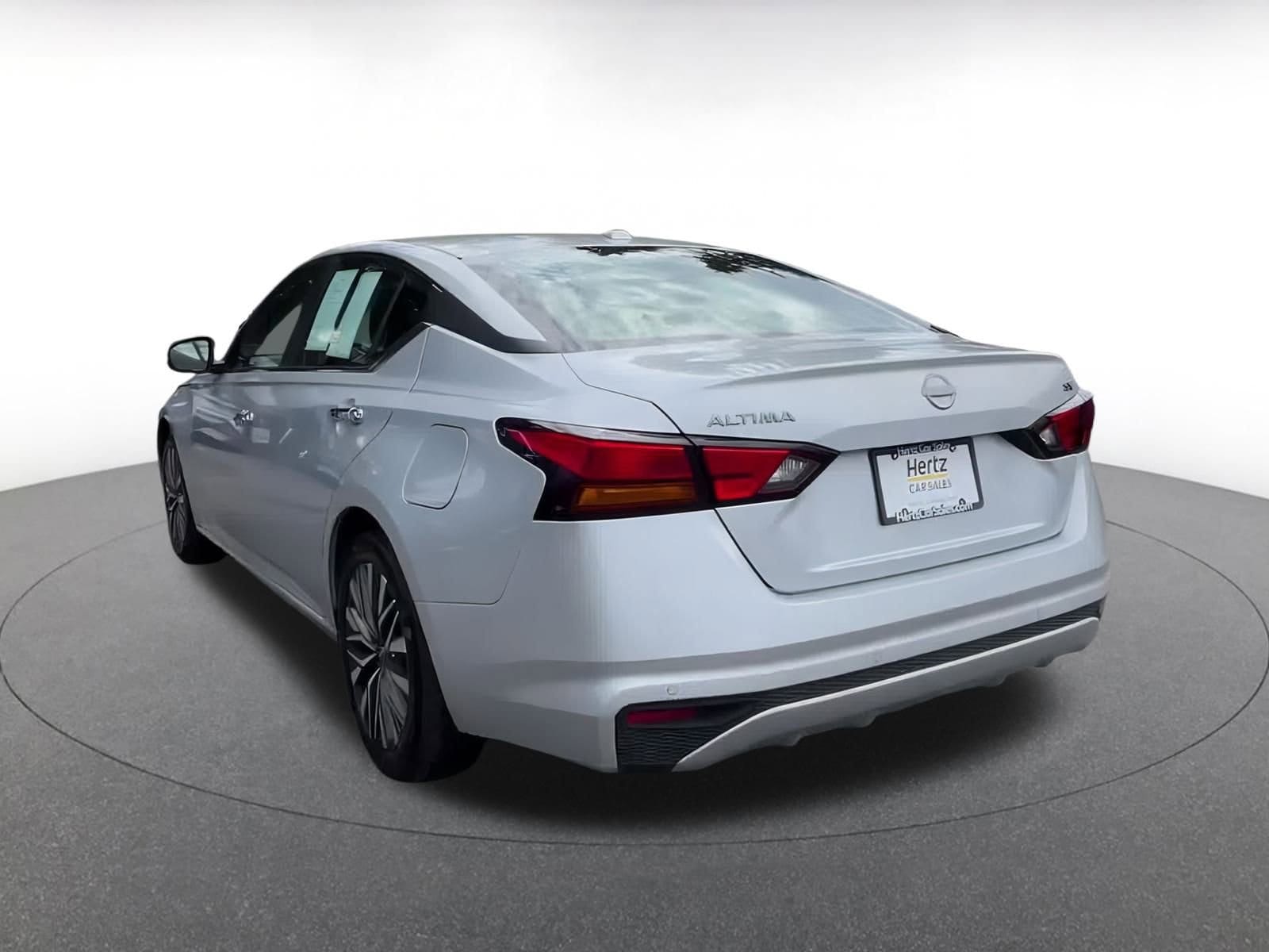 Thumbnail: 2024 Nissan Altima - 11