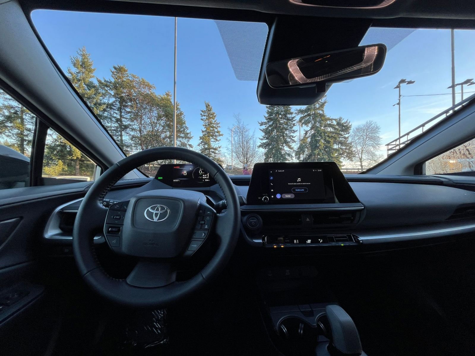 Thumbnail: 2025 Toyota Prius - 33