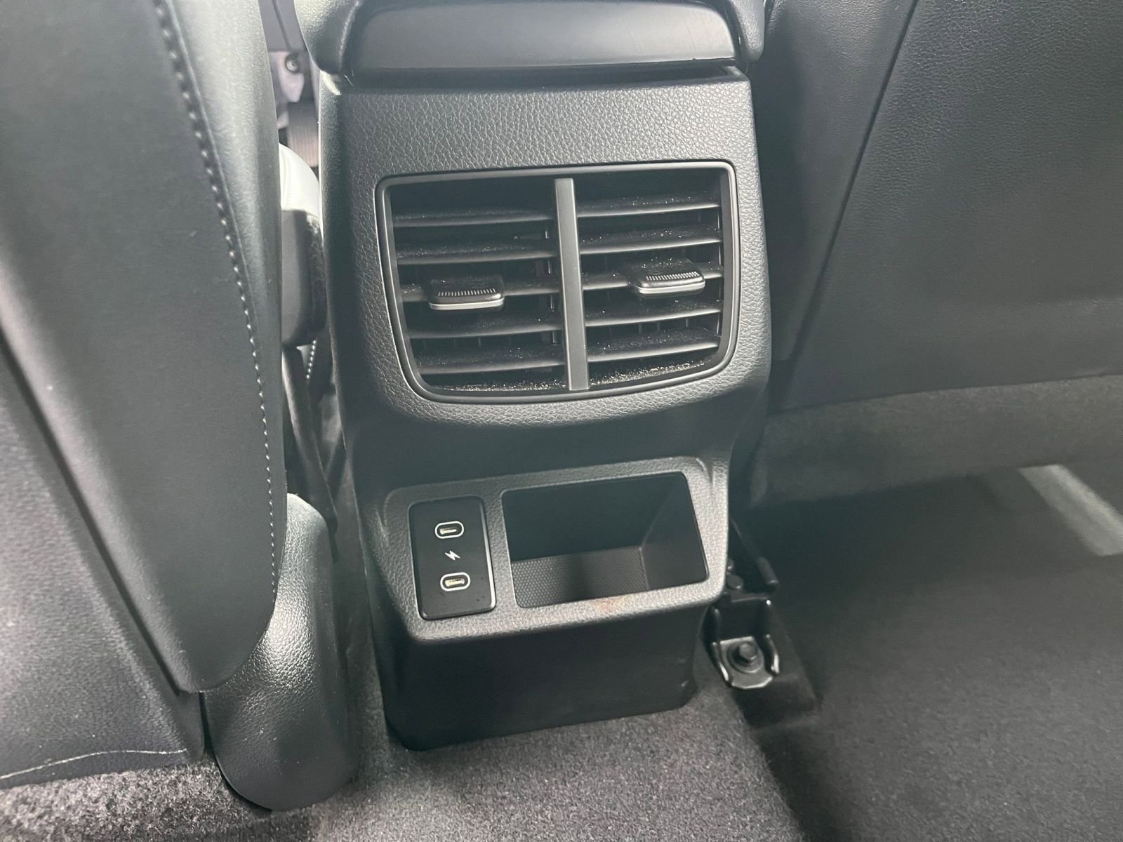 Thumbnail: 2025 Kia Seltos - 24