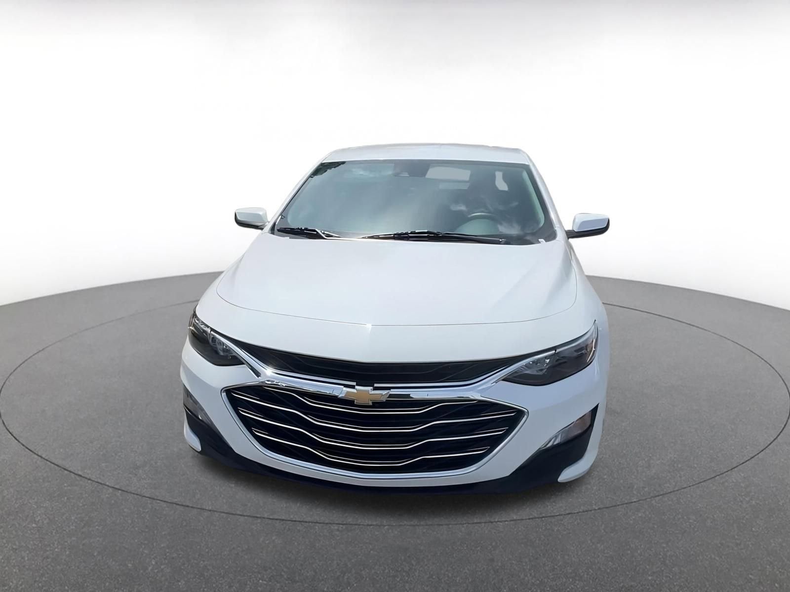 Thumbnail: 2023 Chevrolet Malibu - 5