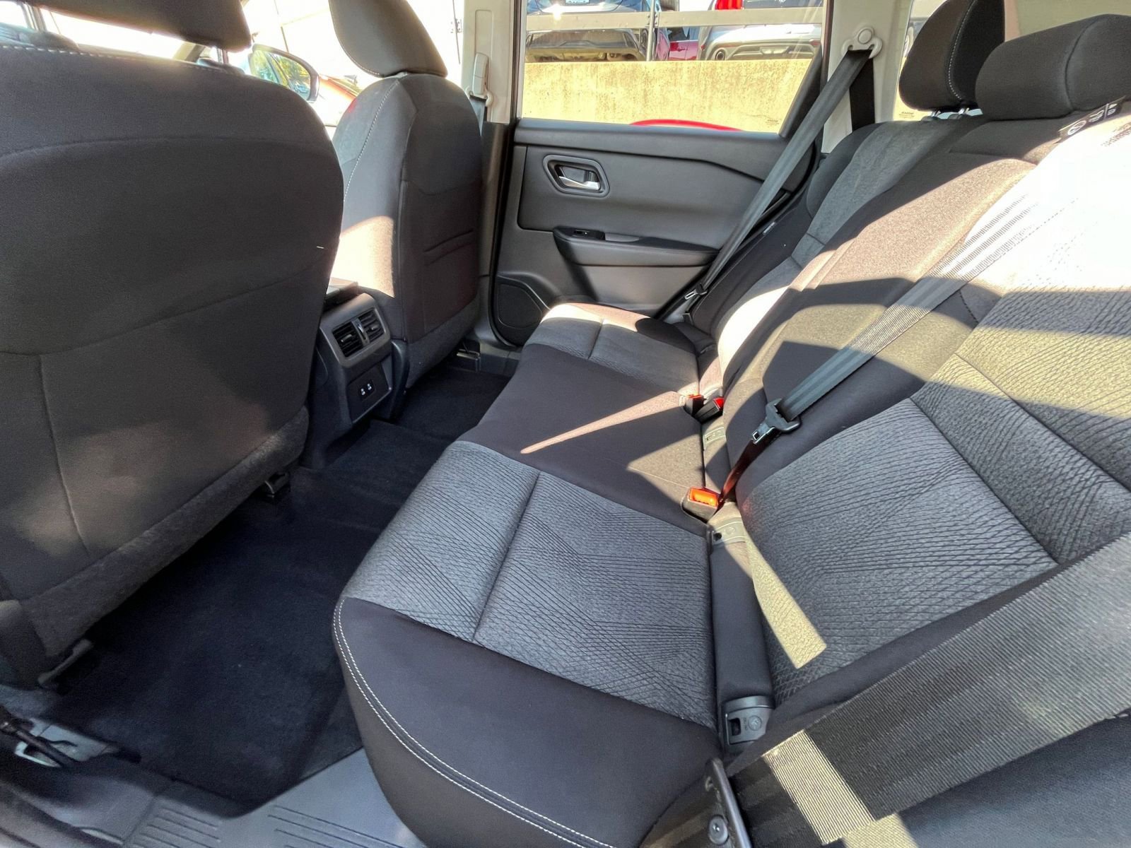 Thumbnail: 2024 Nissan Rogue - 25