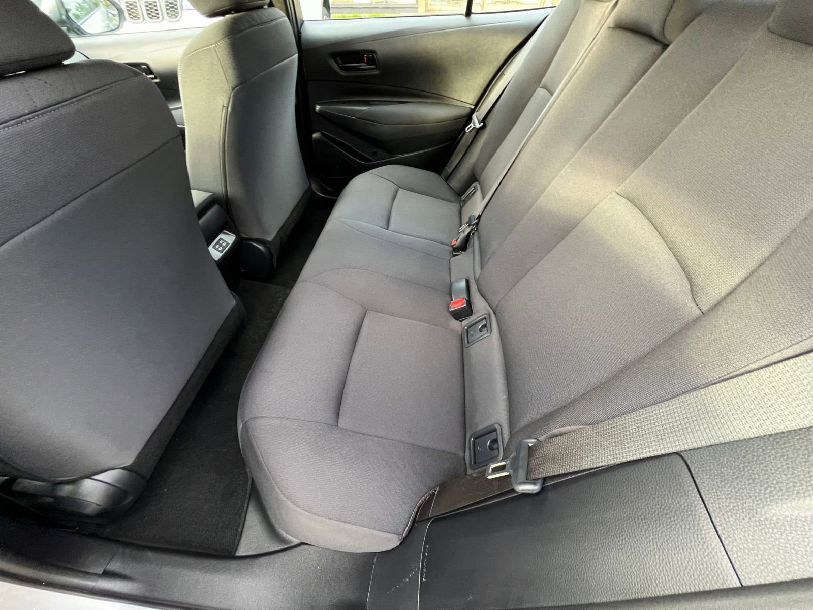 Thumbnail: 2025 Toyota Corolla - 25