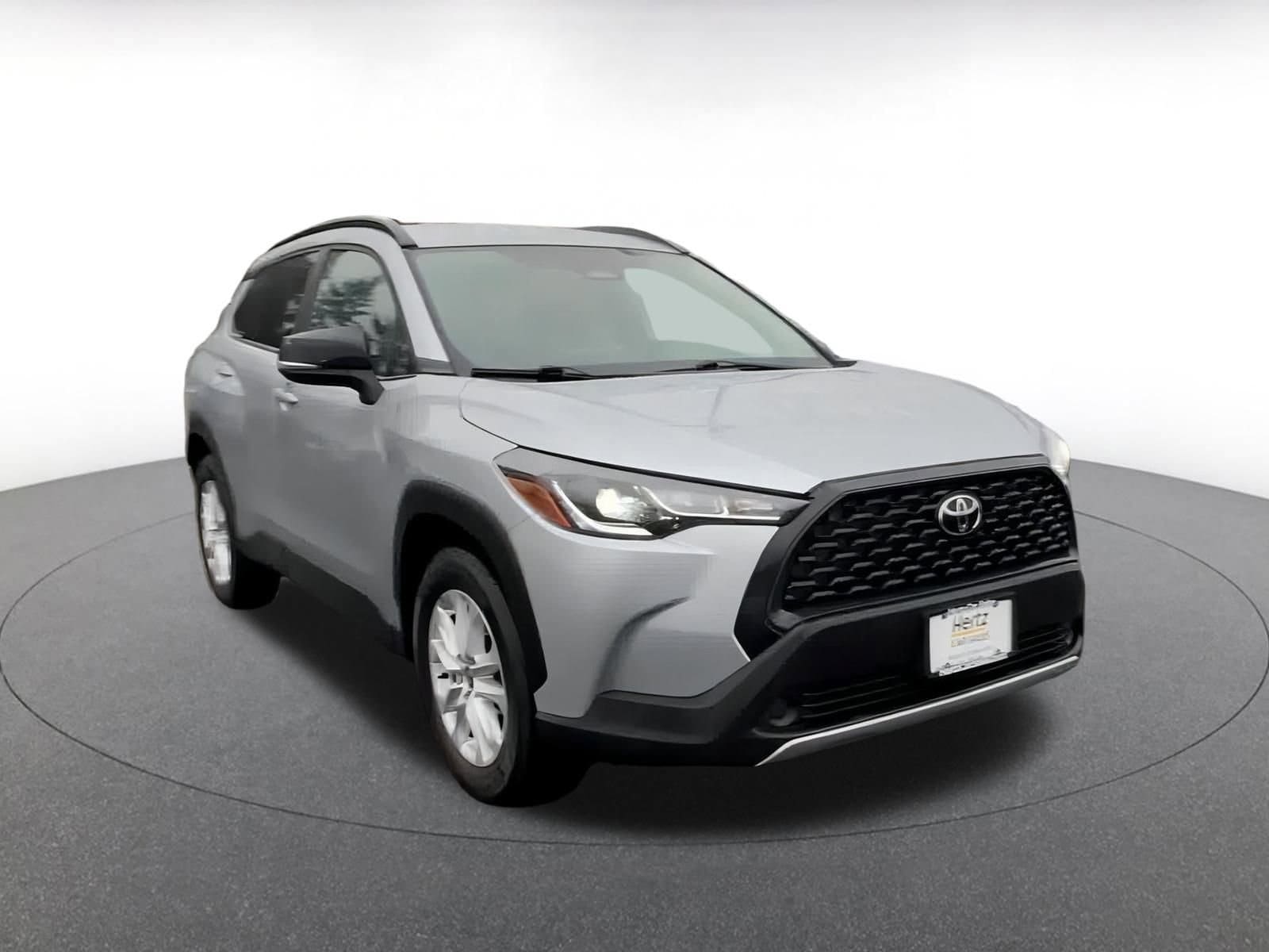 Thumbnail: 2025 Toyota Corolla Cross - 3