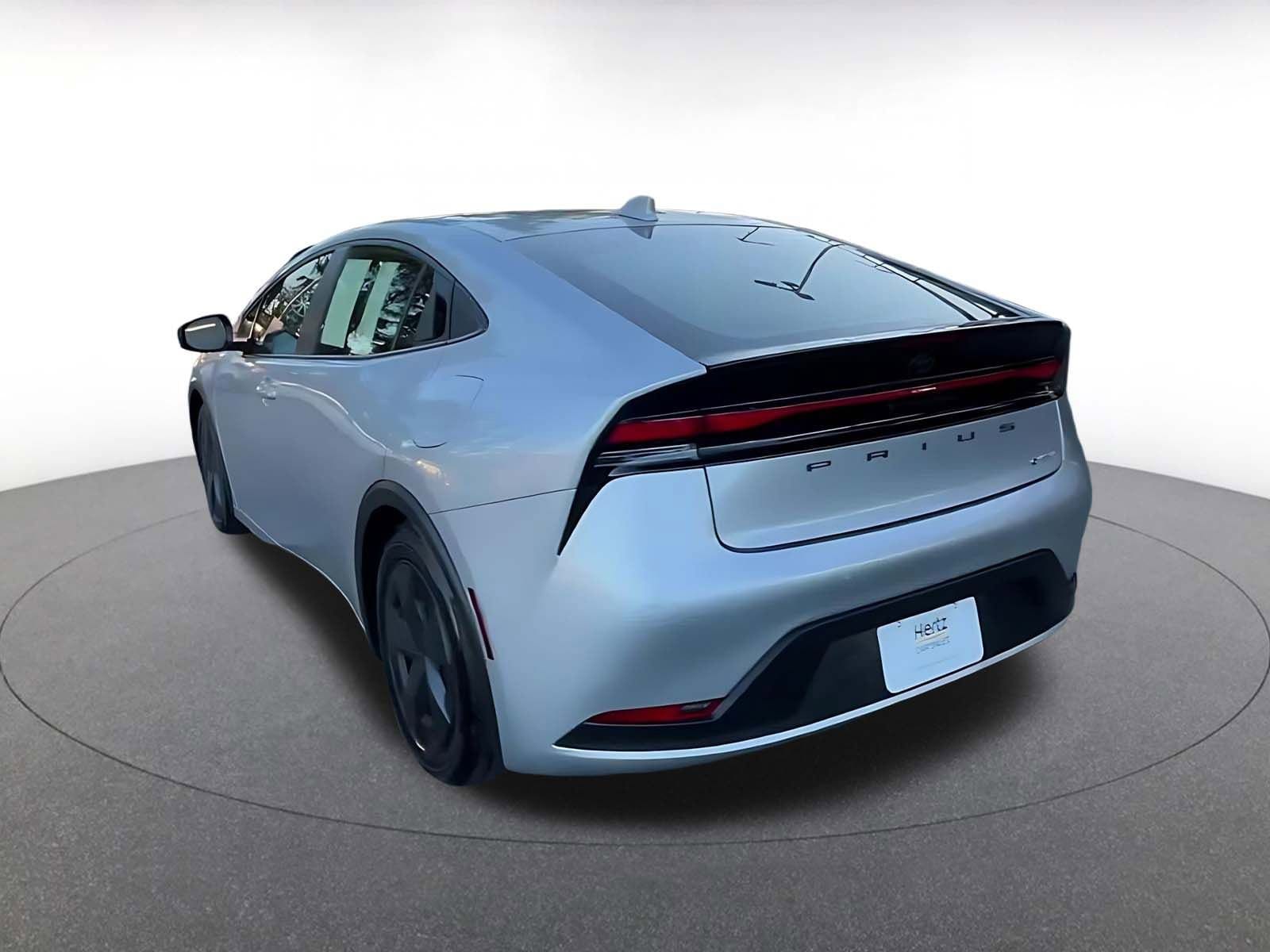 Thumbnail: 2025 Toyota Prius - 11