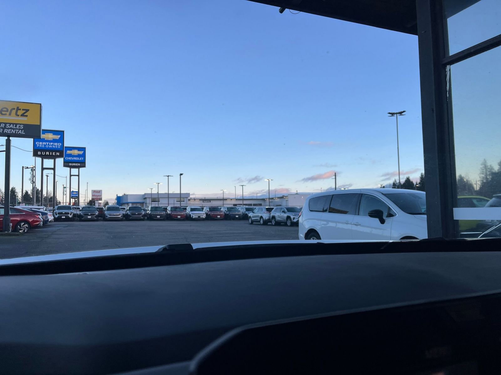 Thumbnail: 2025 Nissan Pathfinder - 18