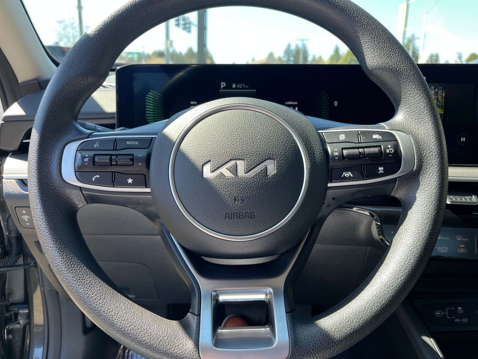 Thumbnail: 2025 Kia K5 - 29