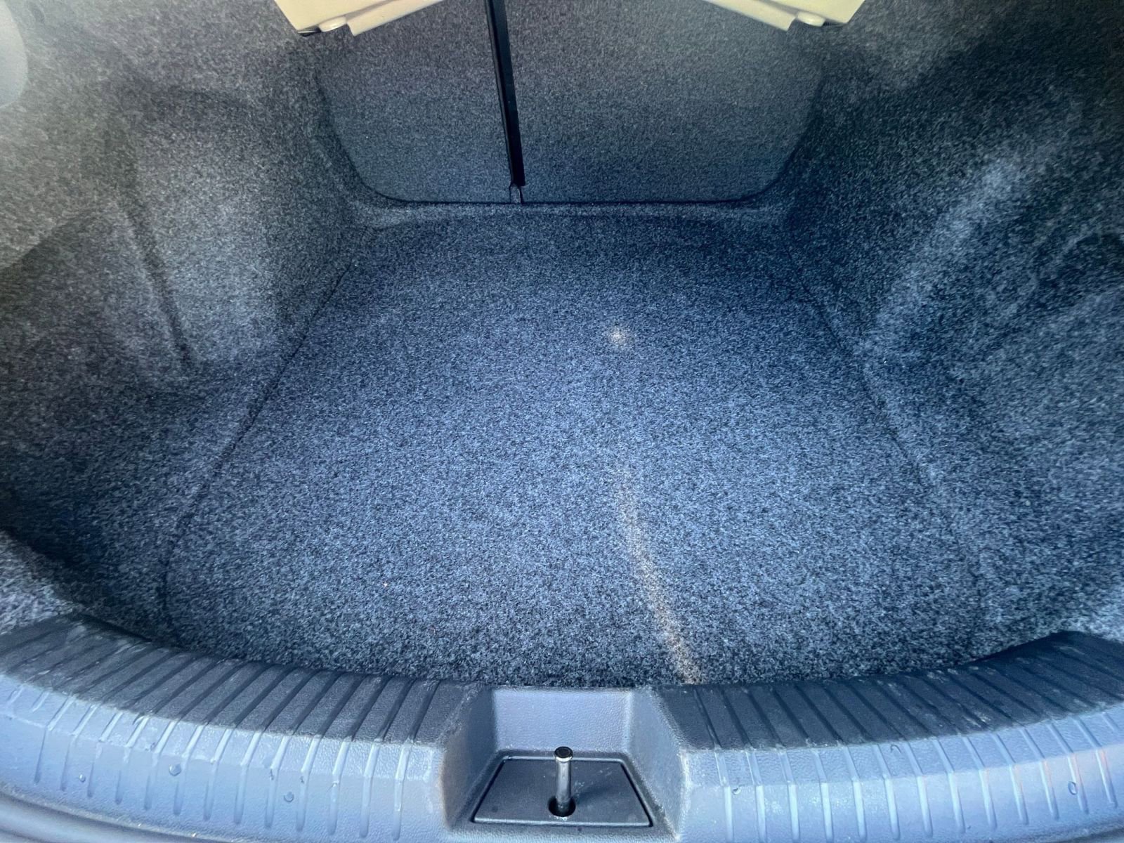 Thumbnail: 2025 Volkswagen Jetta - 31