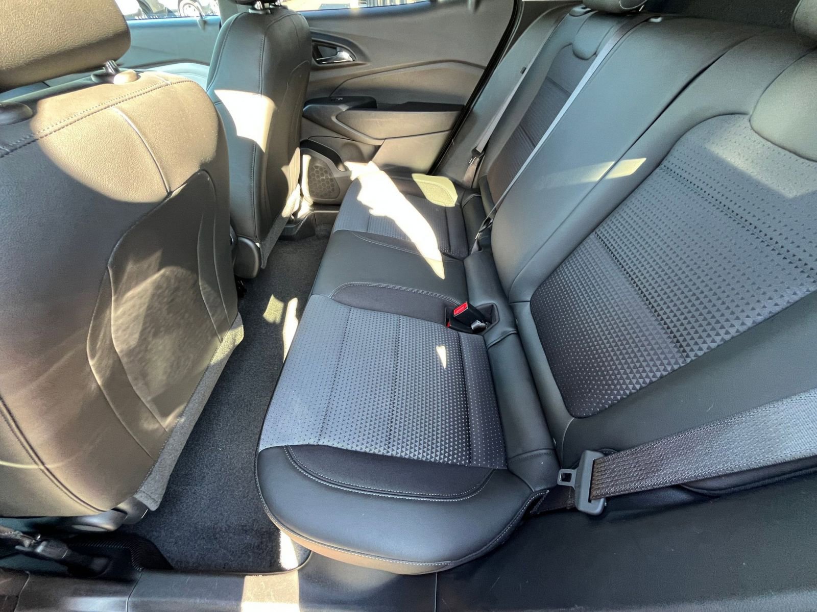 Thumbnail: 2025 Chevrolet Trax - 27