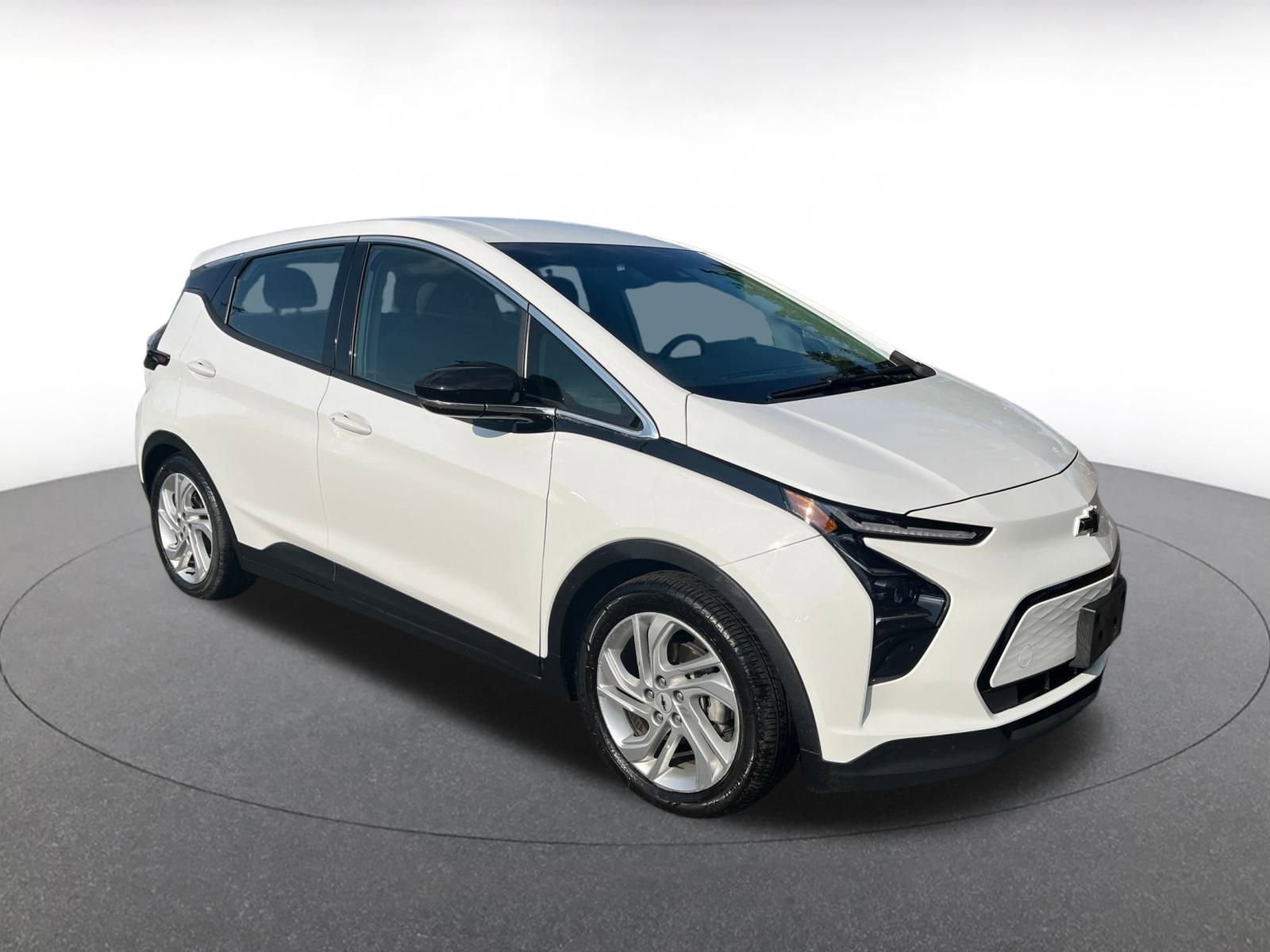 Thumbnail: 2023 Chevrolet Bolt EV - 1