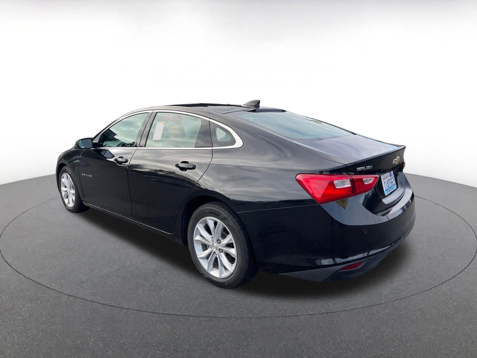 Thumbnail: 2024 Chevrolet Malibu - 5