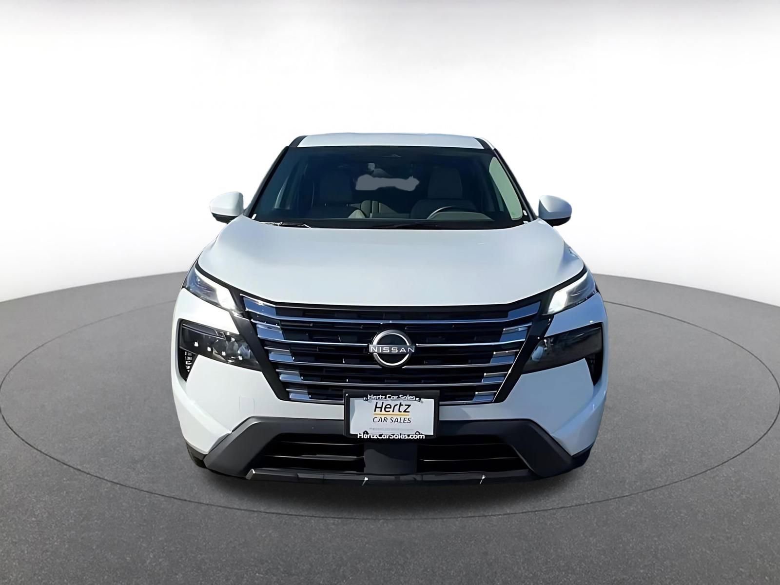 Thumbnail: 2025 Nissan Rogue - 4