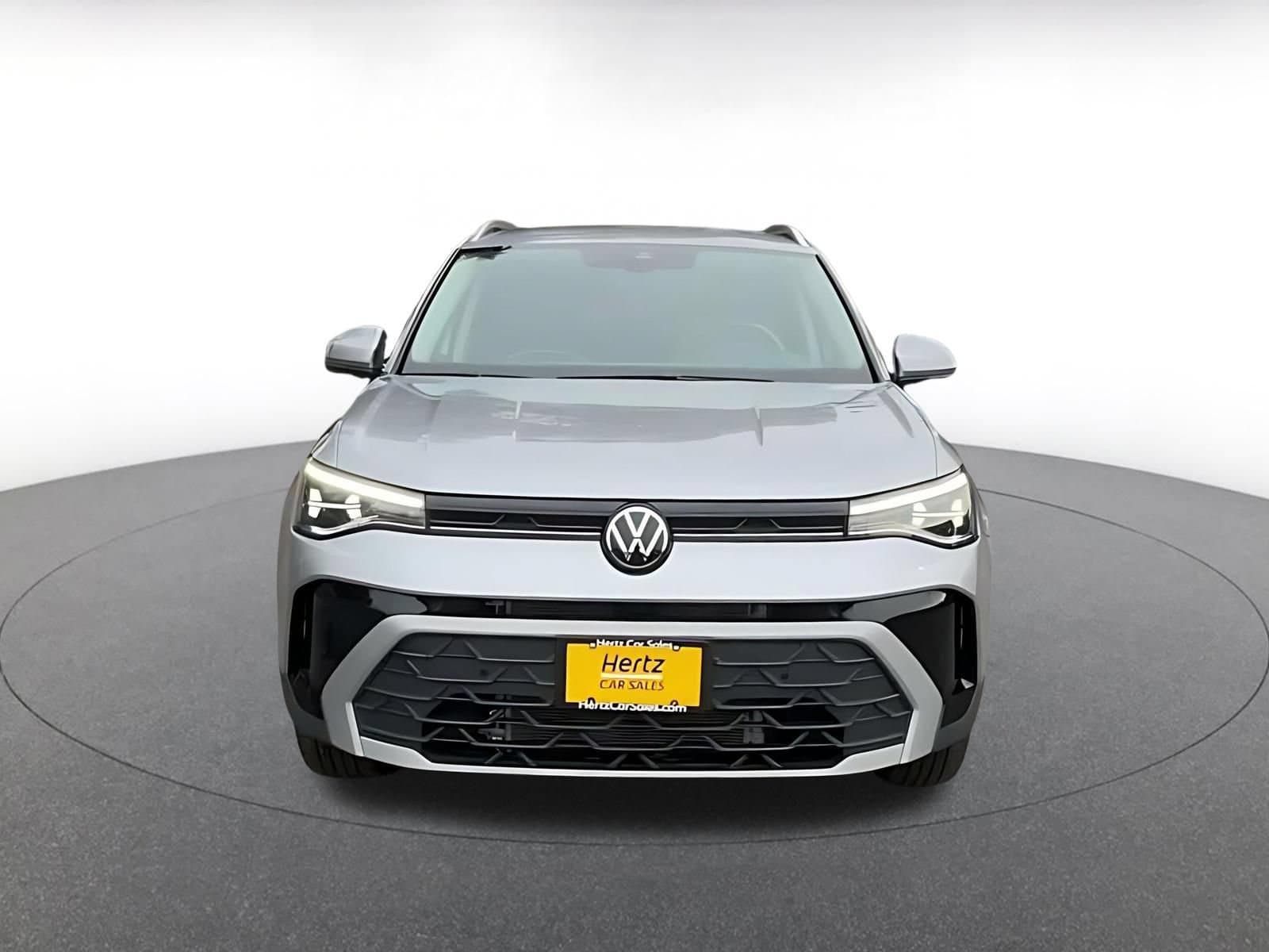 Thumbnail: 2026 Volkswagen Taos - 4