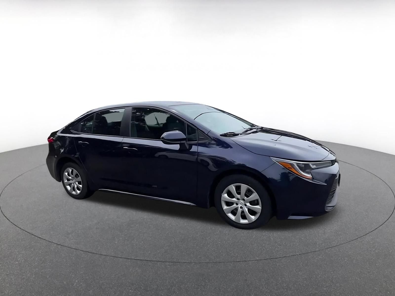 Thumbnail: 2025 Toyota Corolla - 2
