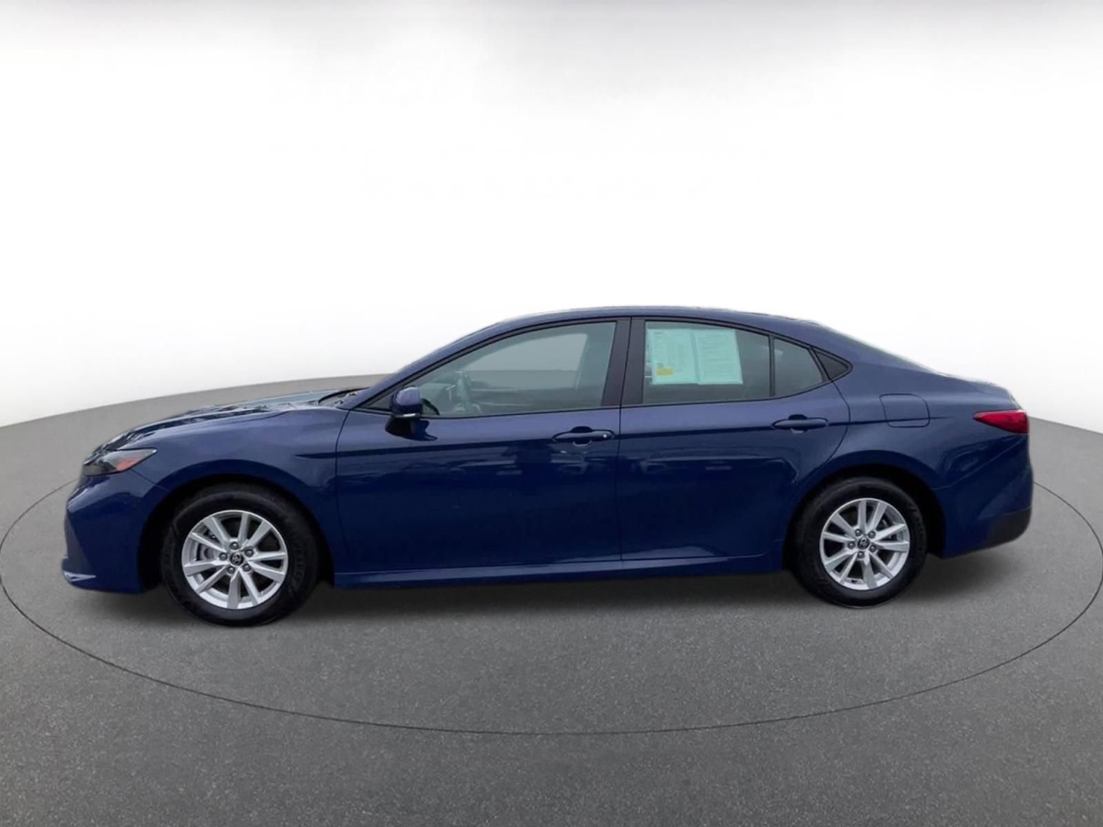 Thumbnail: 2025 Toyota Camry - 9