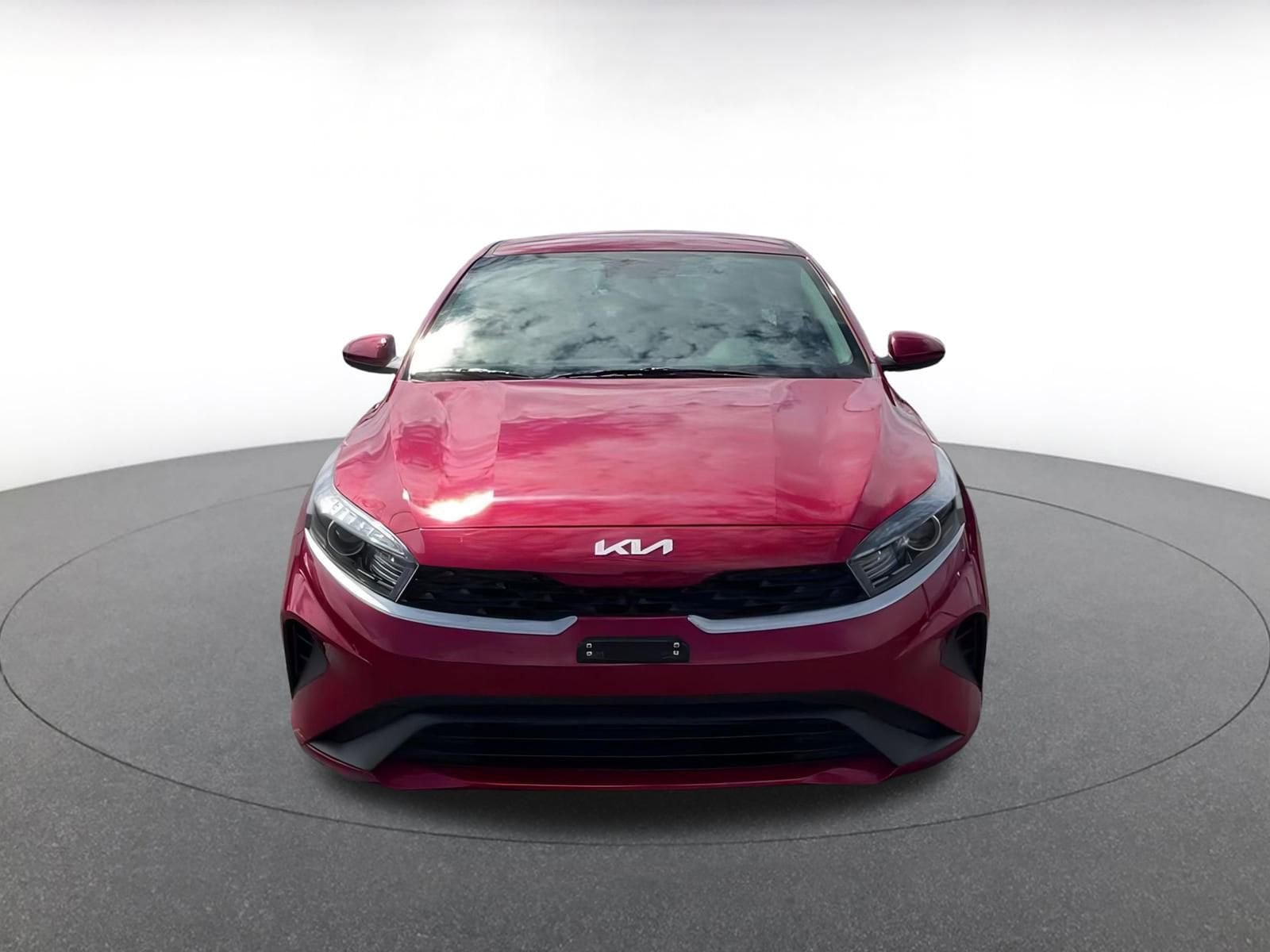 Thumbnail: 2024 Kia Forte - 4