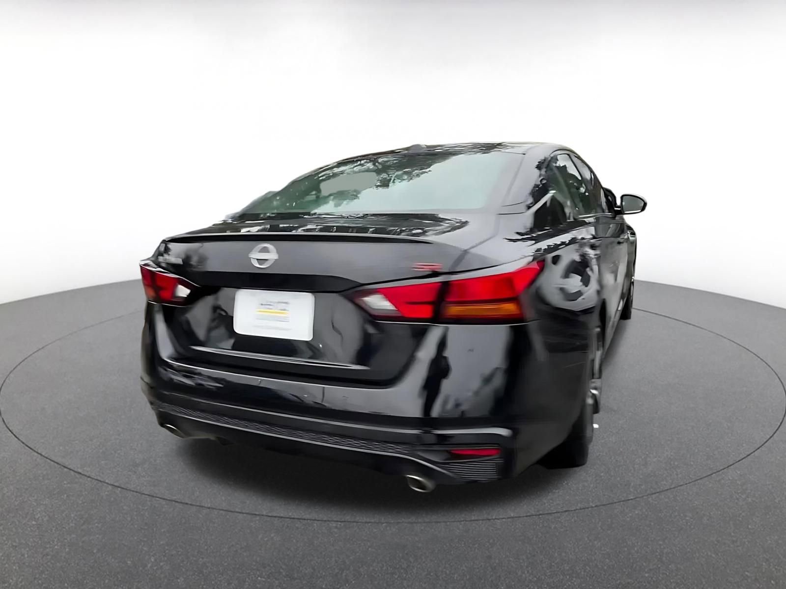 Thumbnail: 2025 Nissan Altima - 14