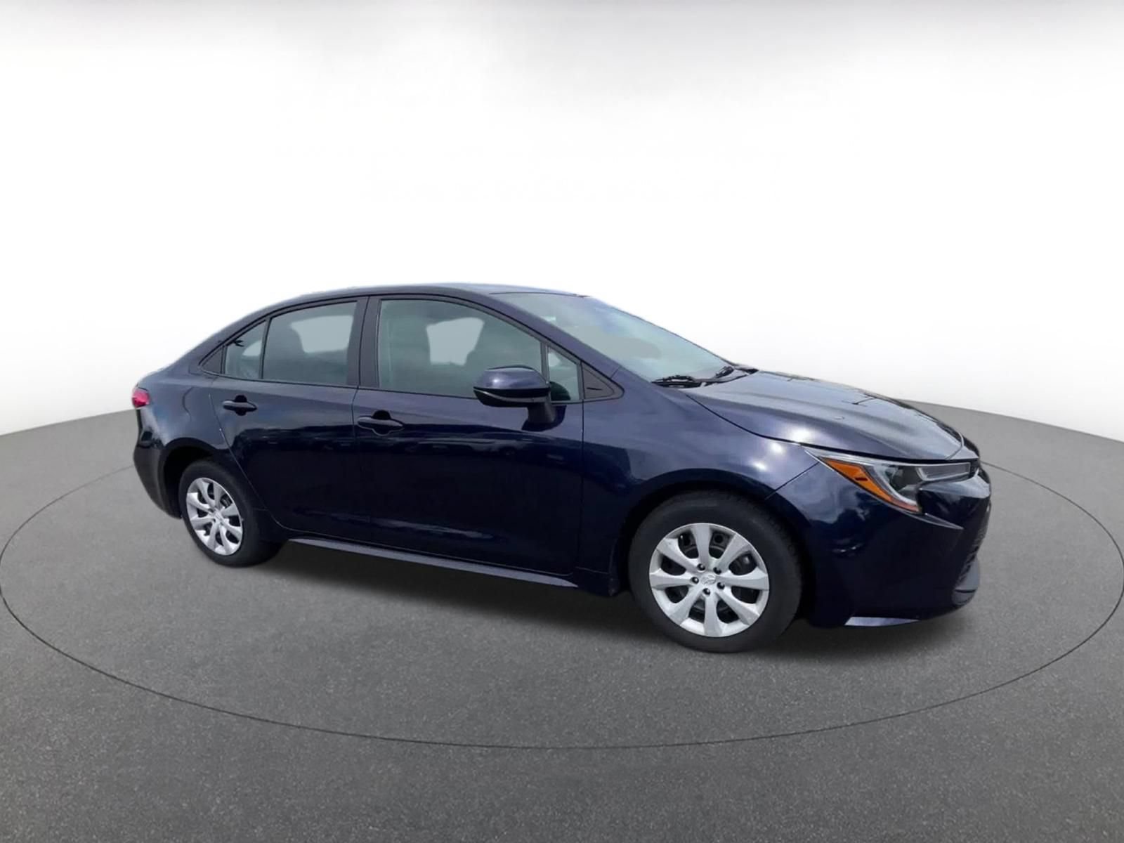 Thumbnail: 2025 Toyota Corolla - 2