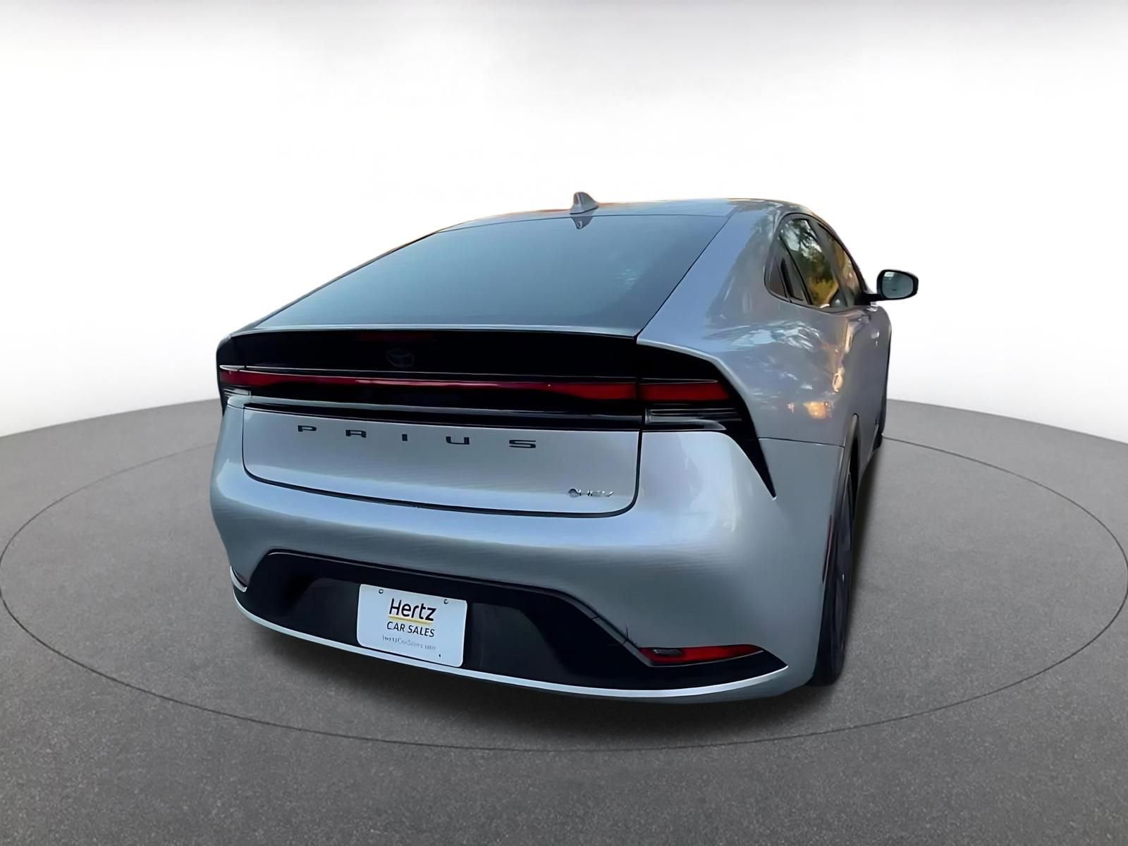 Thumbnail: 2025 Toyota Prius - 14