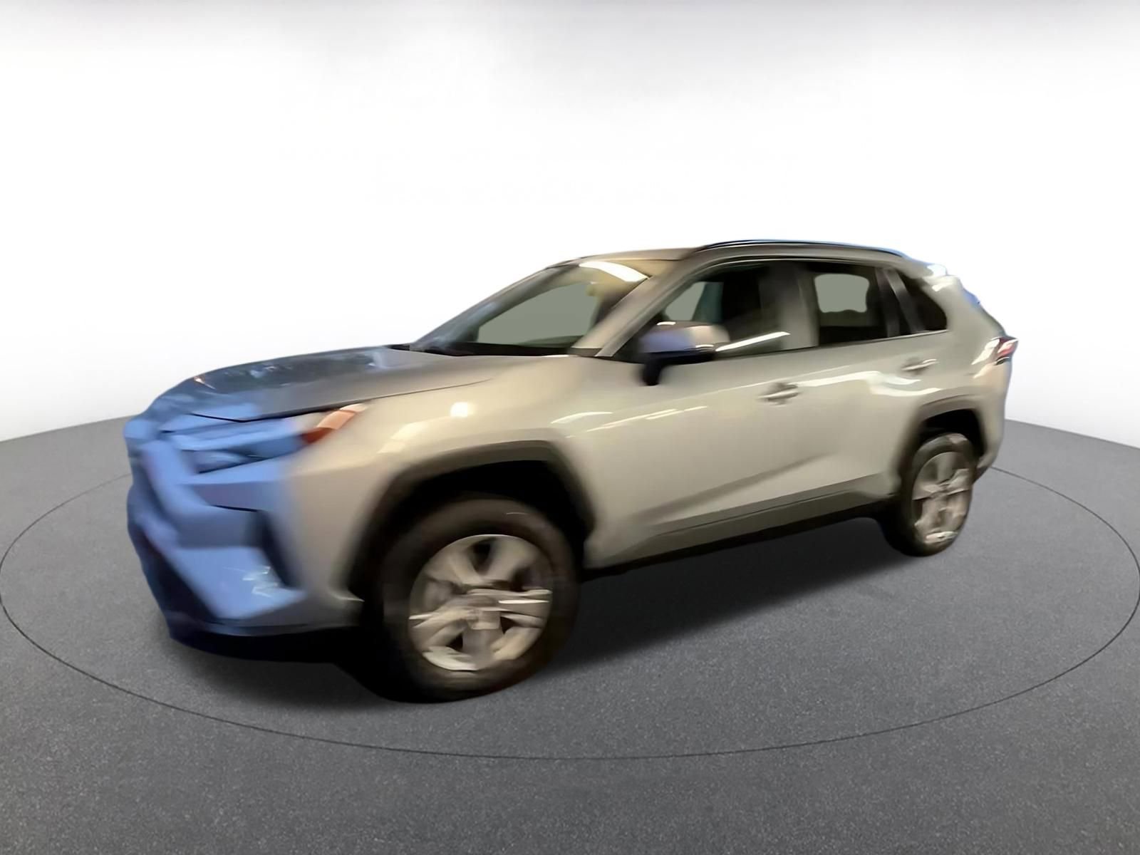 Thumbnail: 2025 Toyota RAV4 - 8