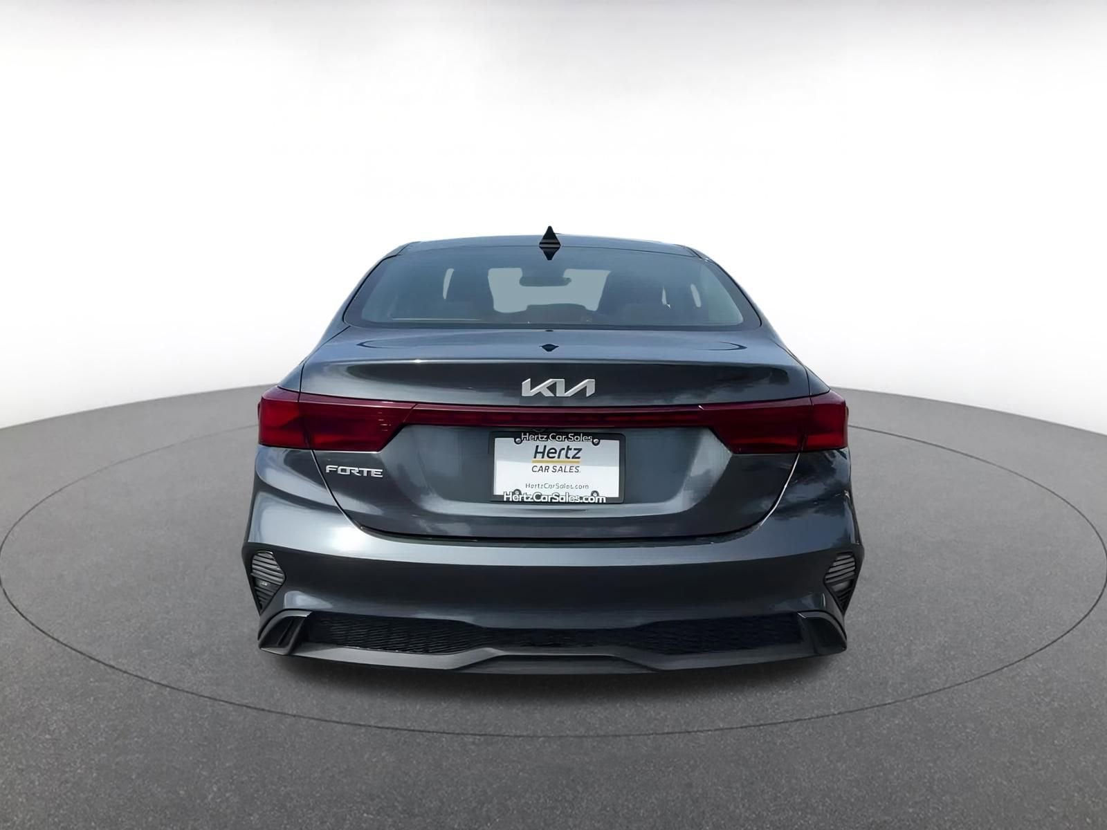 Thumbnail: 2024 Kia Forte - 12