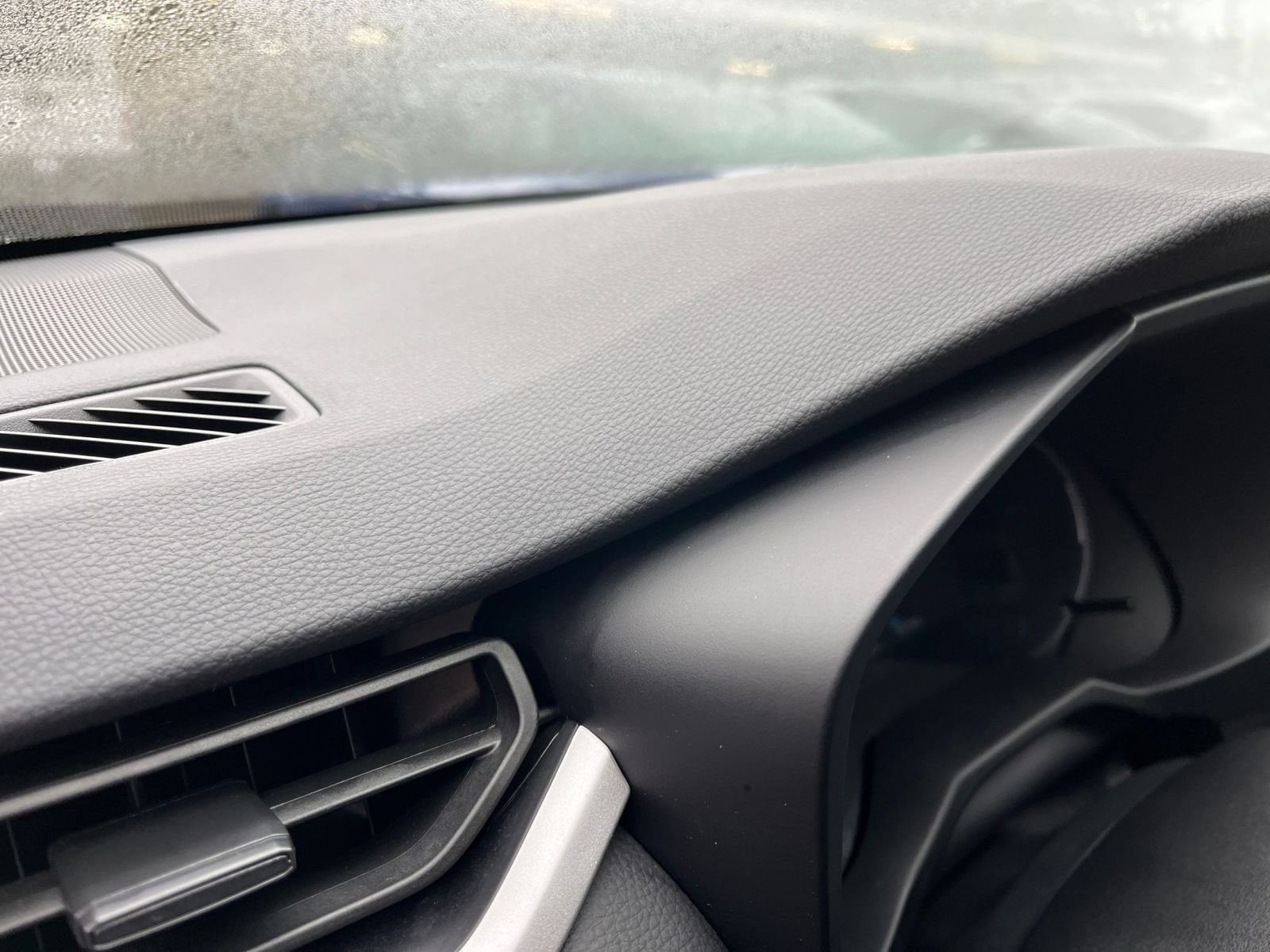 Thumbnail: 2025 Toyota RAV4 - 34