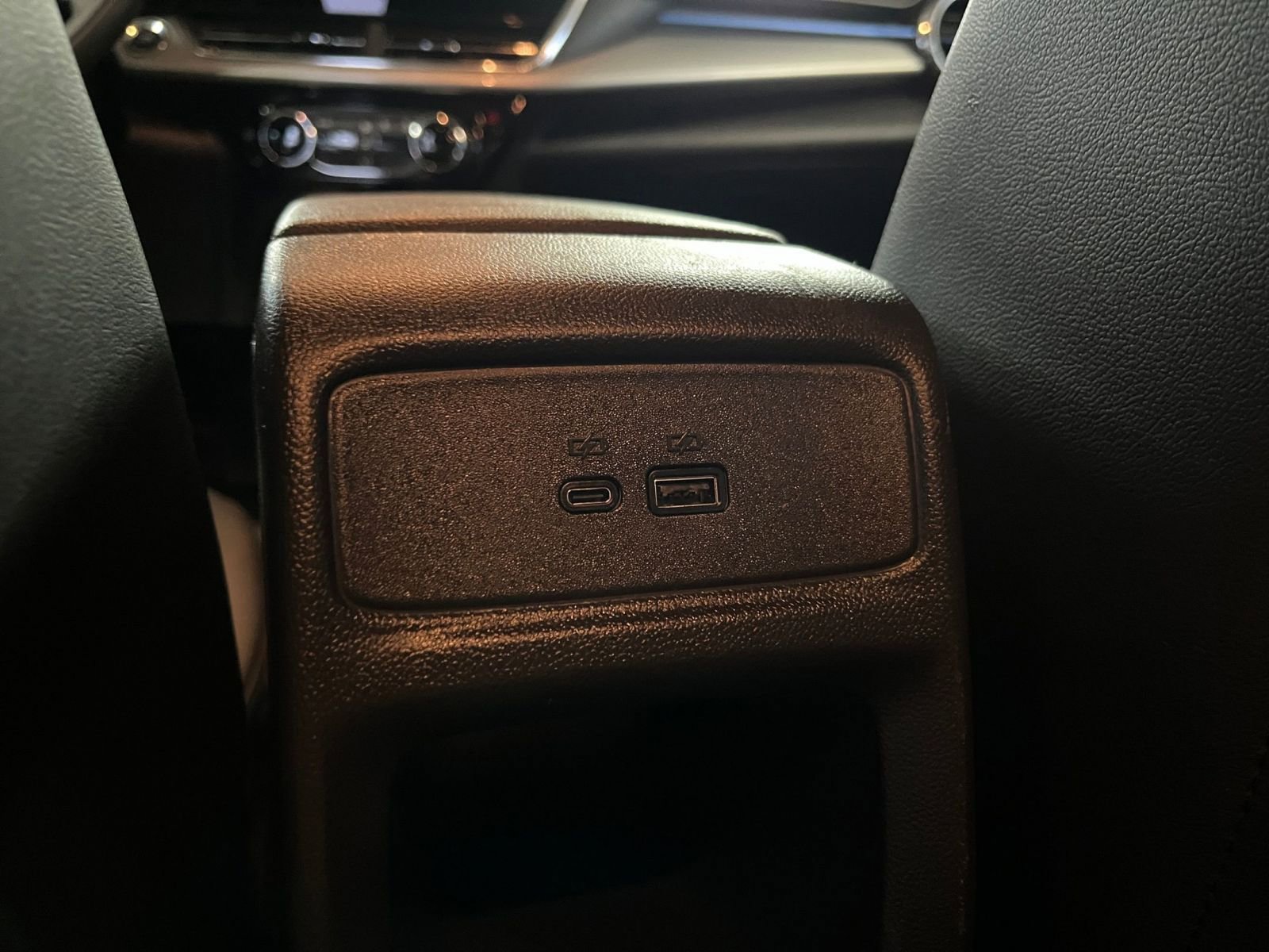 Thumbnail: 2025 Chevrolet Trax - 24