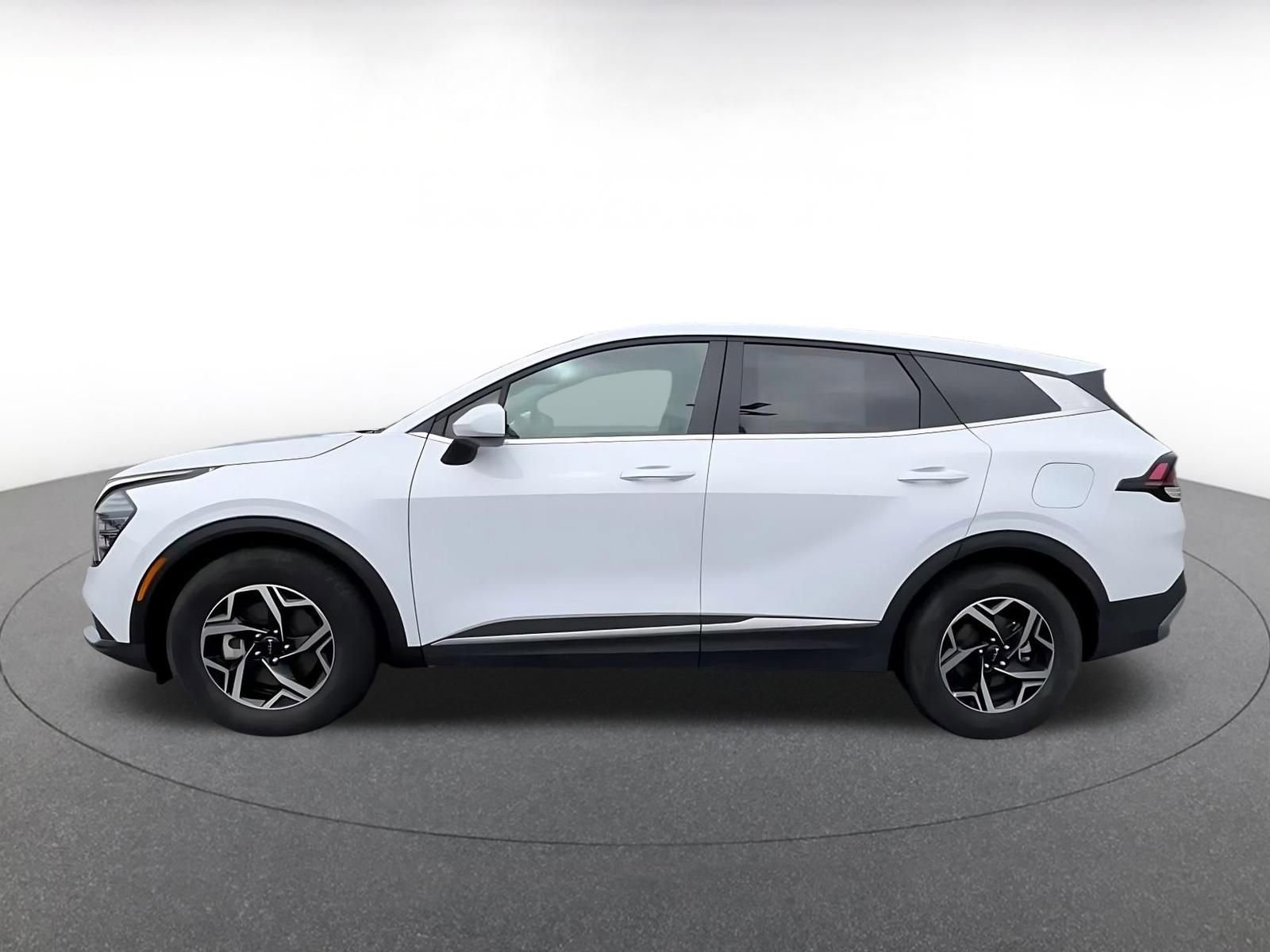 Thumbnail: 2025 Kia Sportage - 9