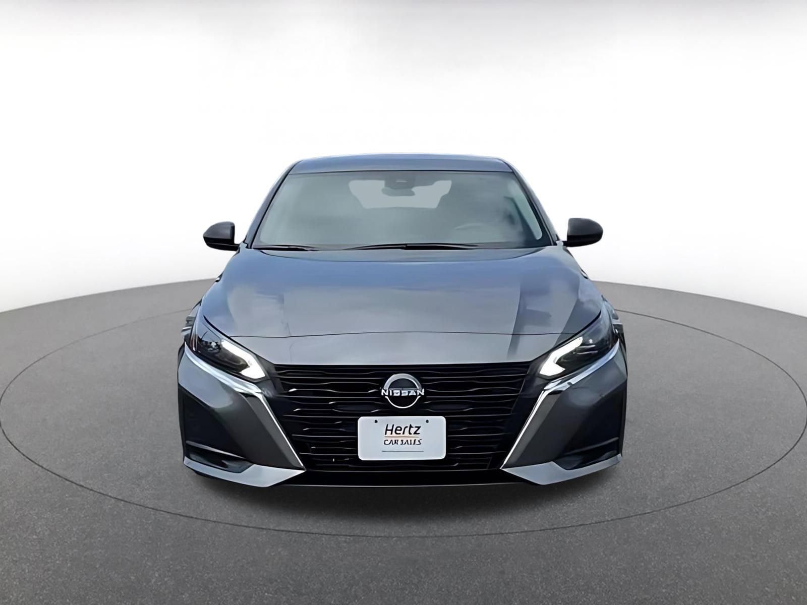 Thumbnail: 2025 Nissan Altima - 4