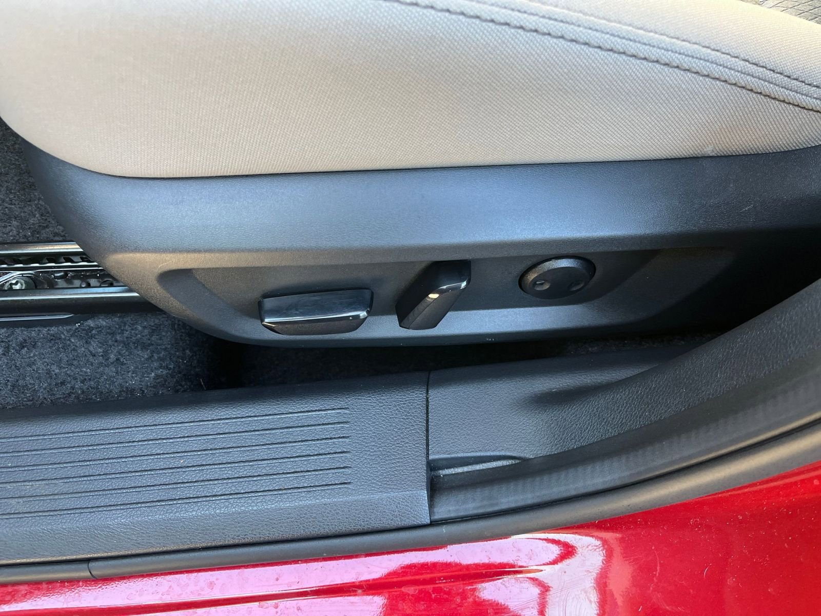 Thumbnail: 2025 Nissan Rogue - 22