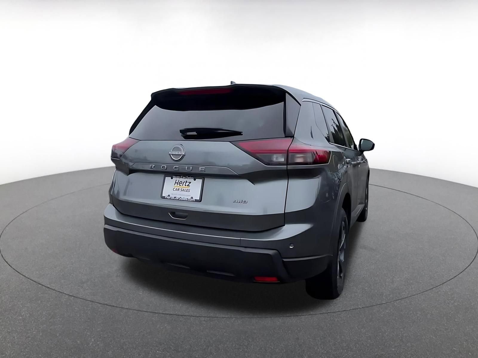 Thumbnail: 2025 Nissan Rogue - 15