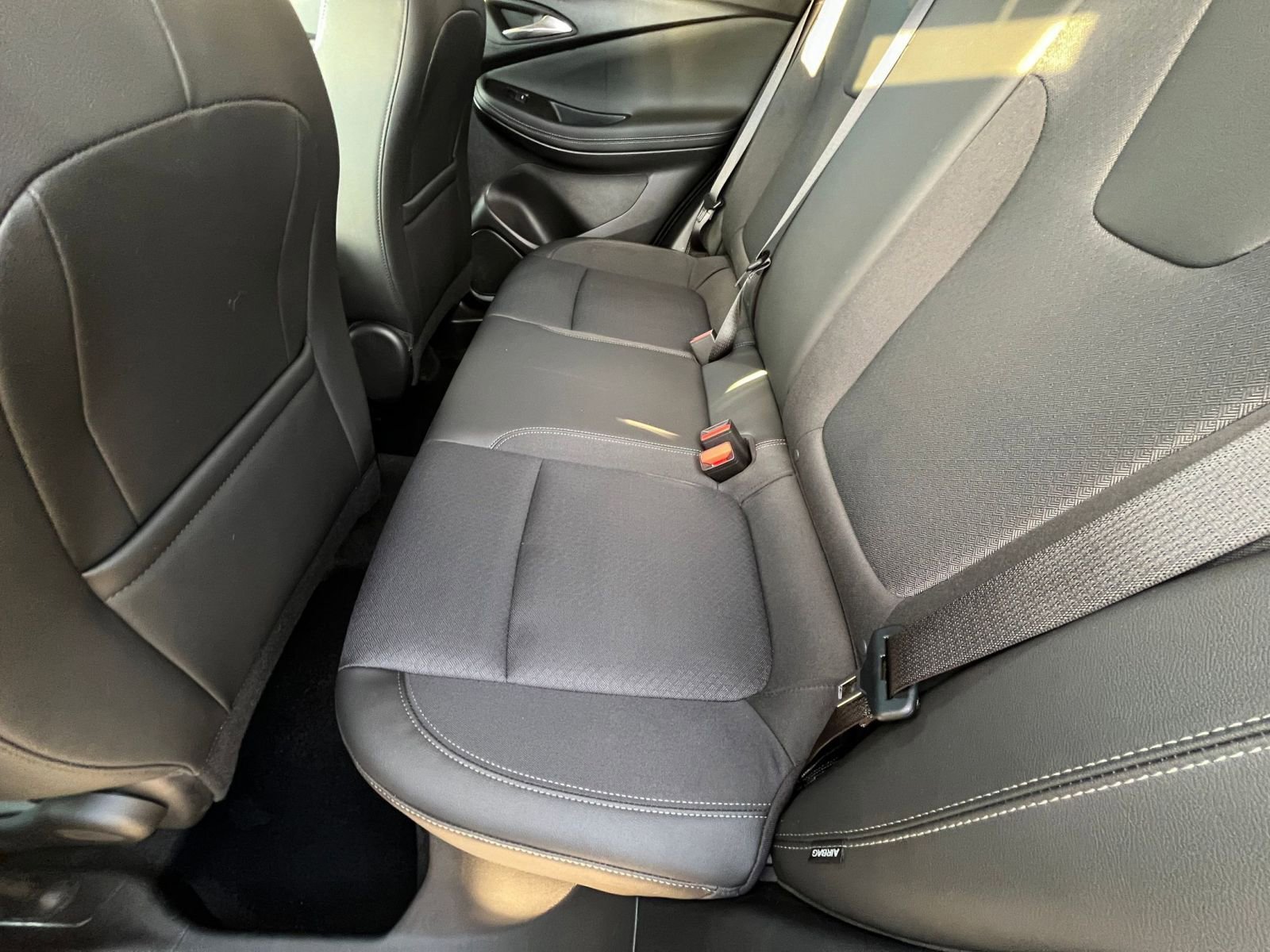 Thumbnail: 2025 Buick Encore GX - 25