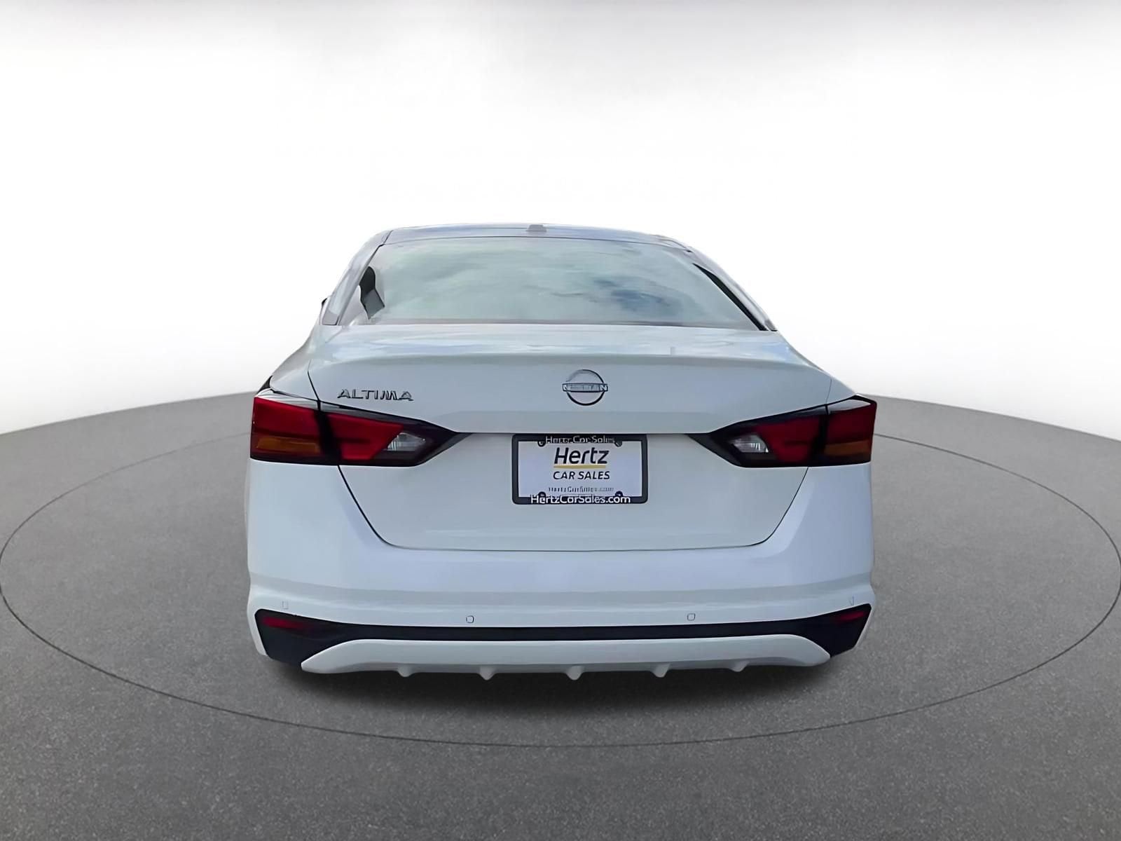 Thumbnail: 2025 Nissan Altima - 12