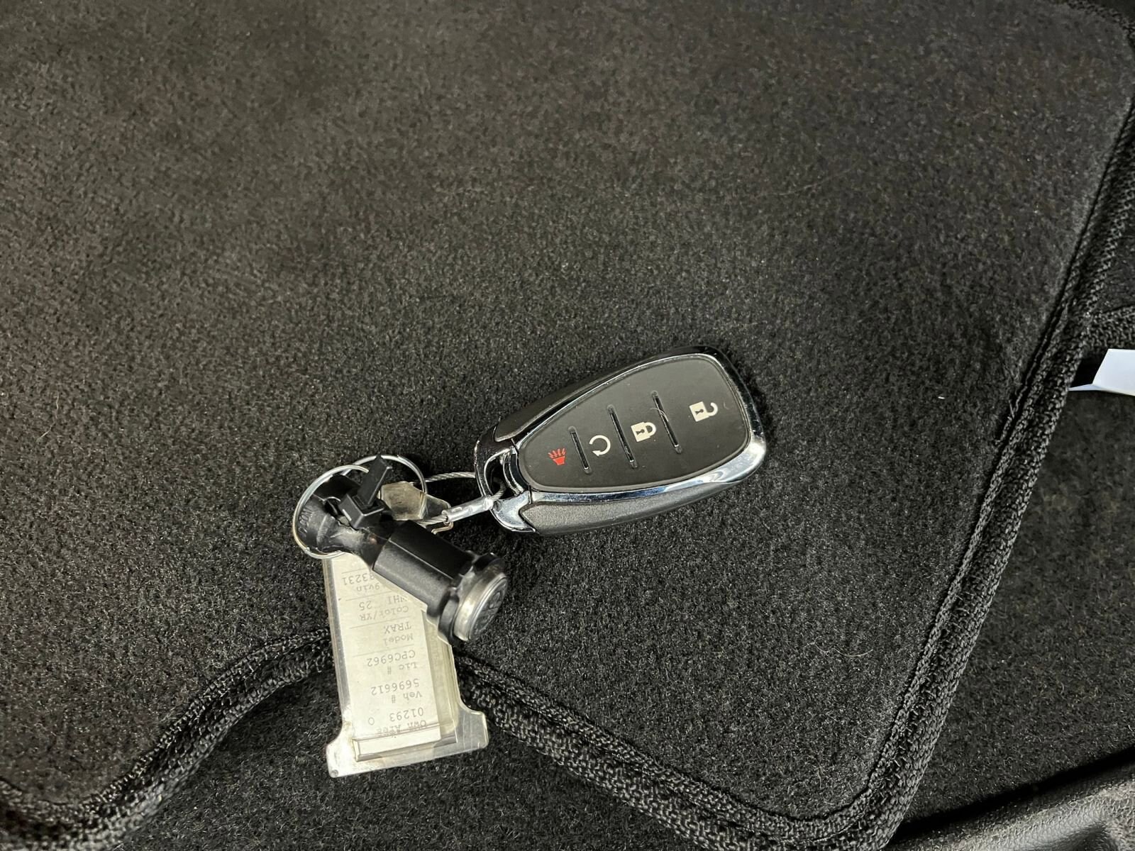 Thumbnail: 2025 Chevrolet Trax - 21