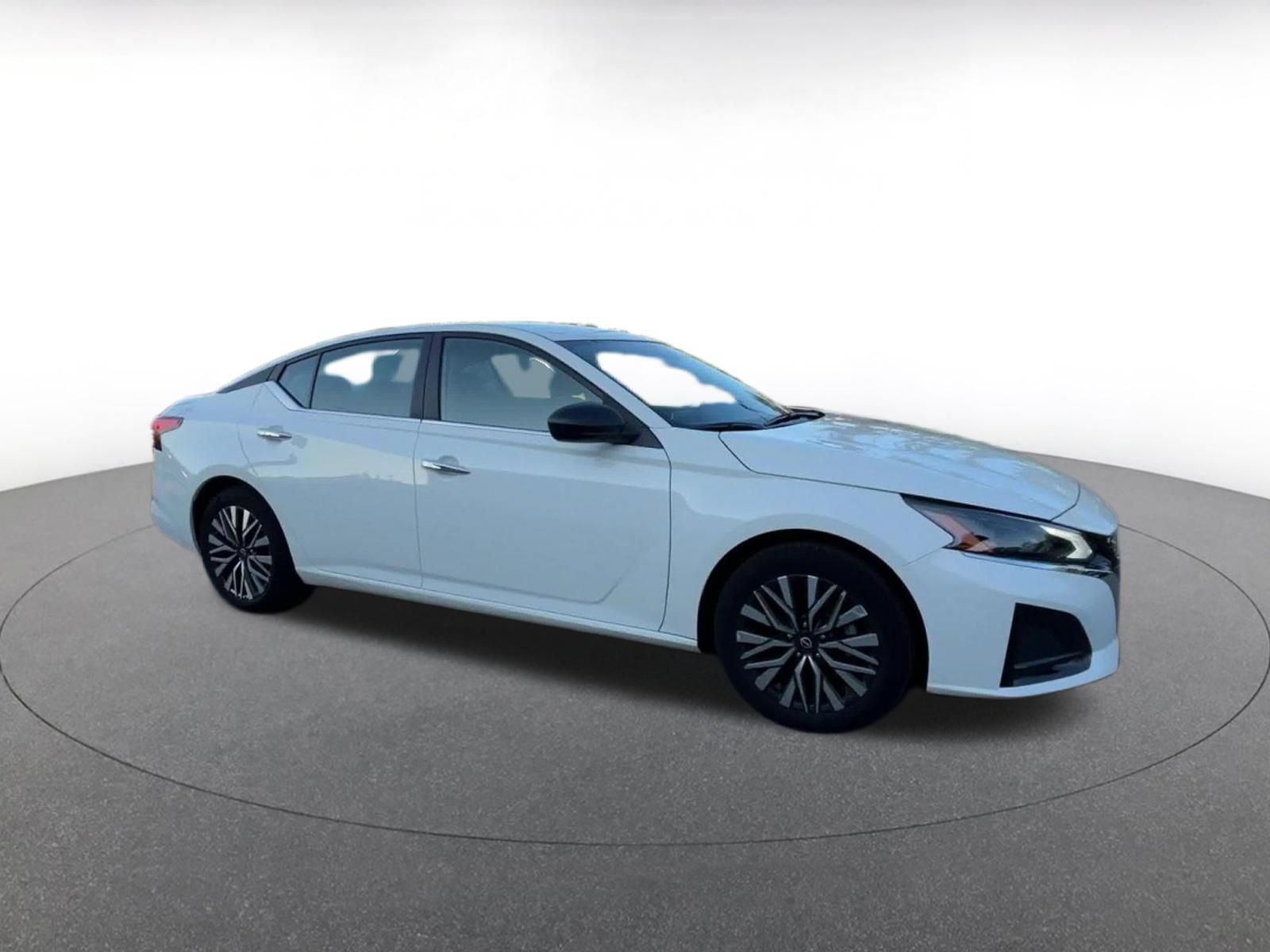 Thumbnail: 2025 Nissan Altima - 2