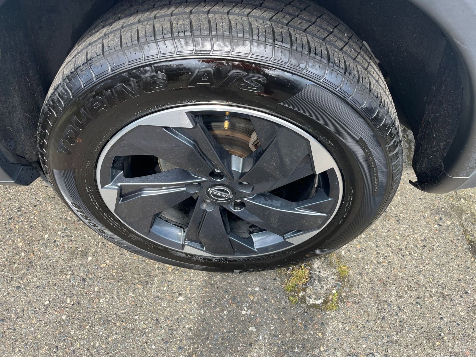 Thumbnail: 2025 Nissan Rogue - 32