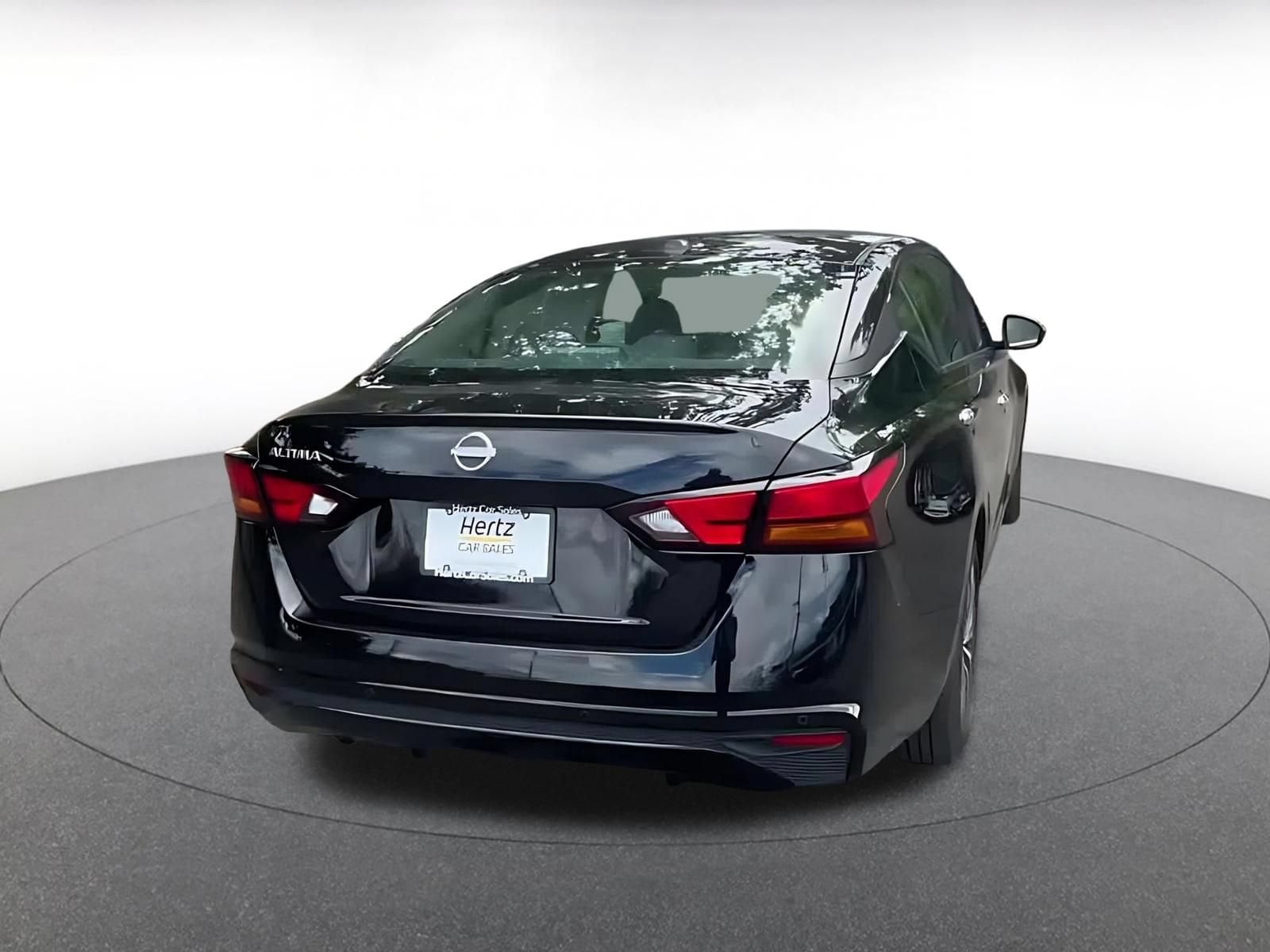 Thumbnail: 2025 Nissan Altima - 11