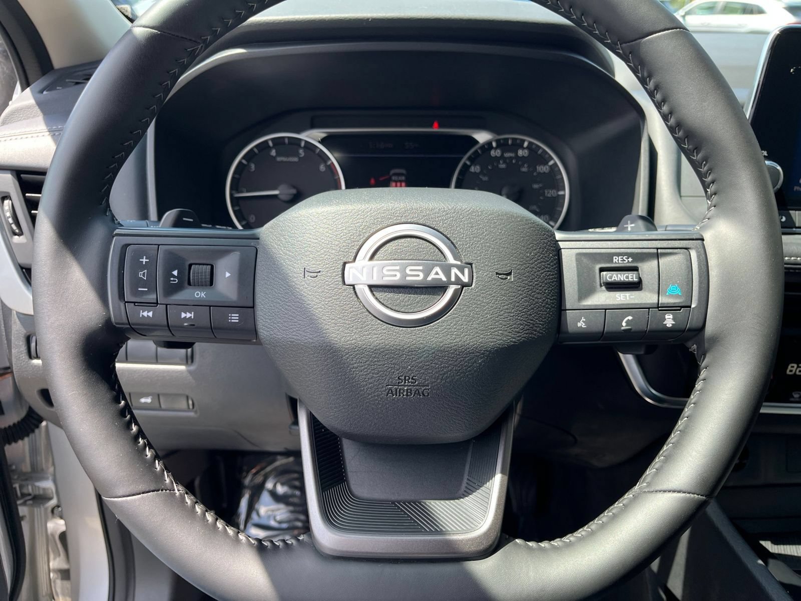 Thumbnail: 2025 Nissan Rogue - 25