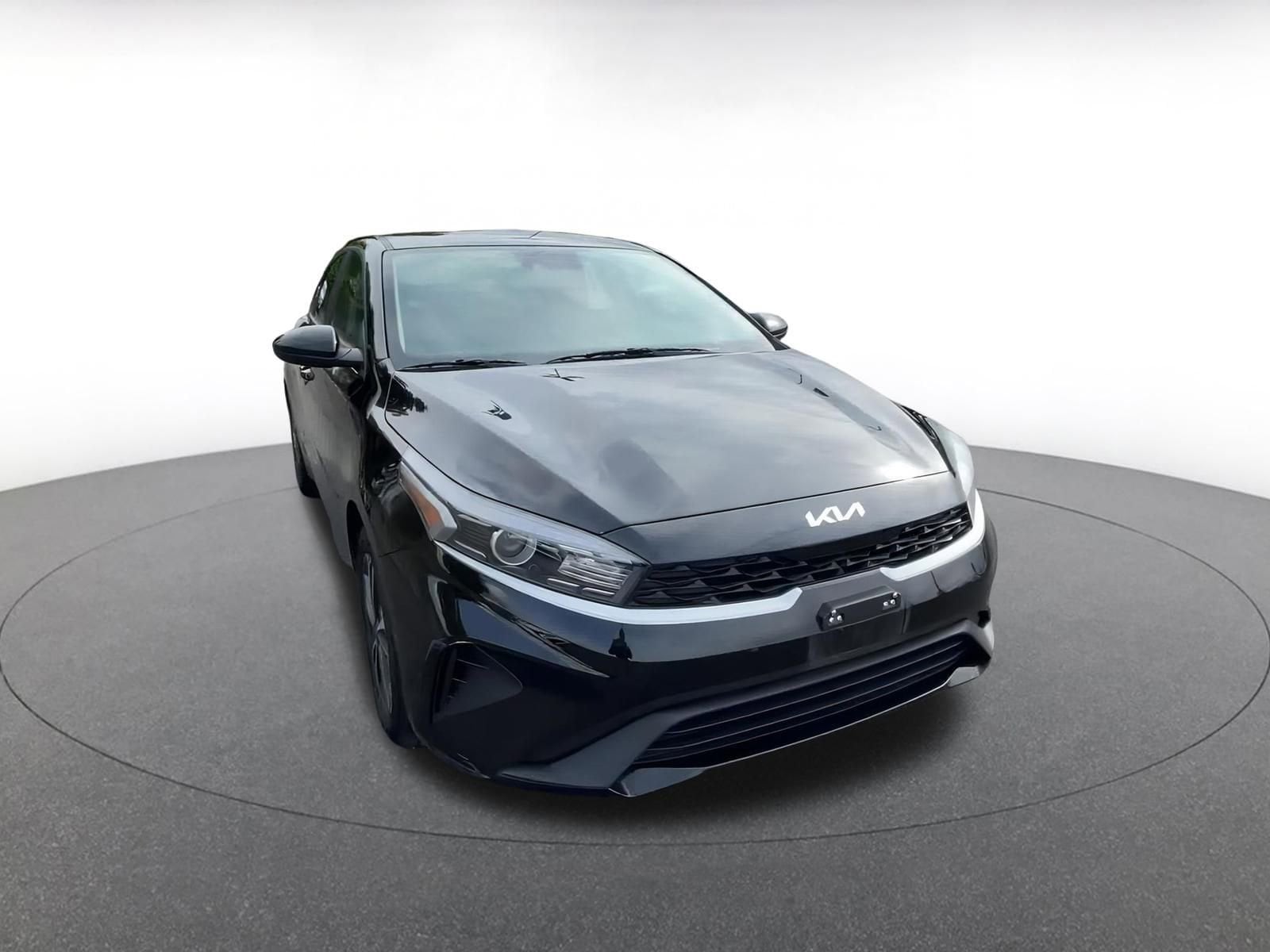 2024 Kia Forte LXS 3