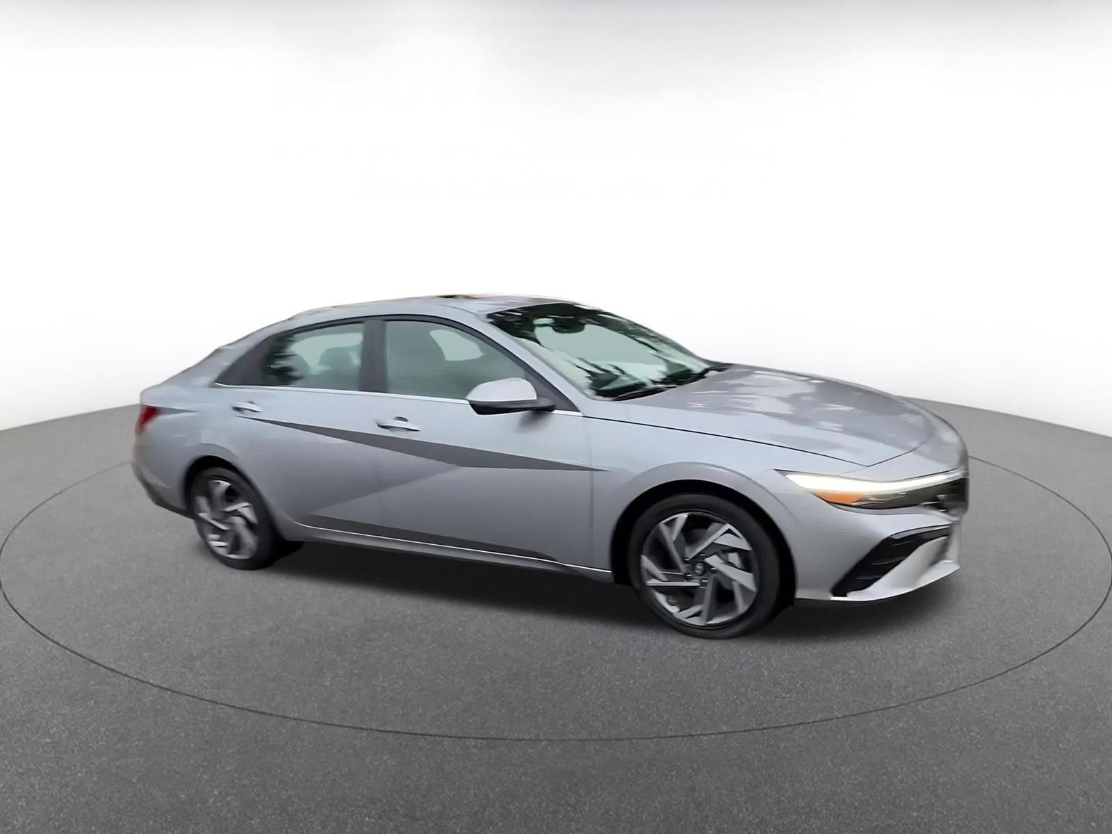 Thumbnail: 2025 Hyundai Elantra - 2