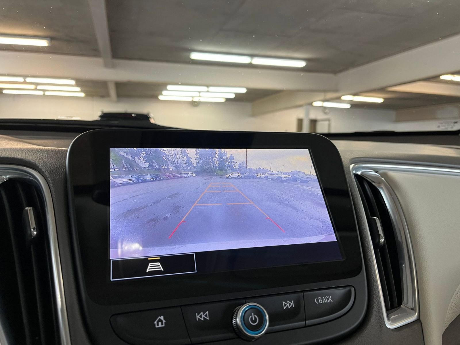 Thumbnail: 2024 Chevrolet Malibu - 24