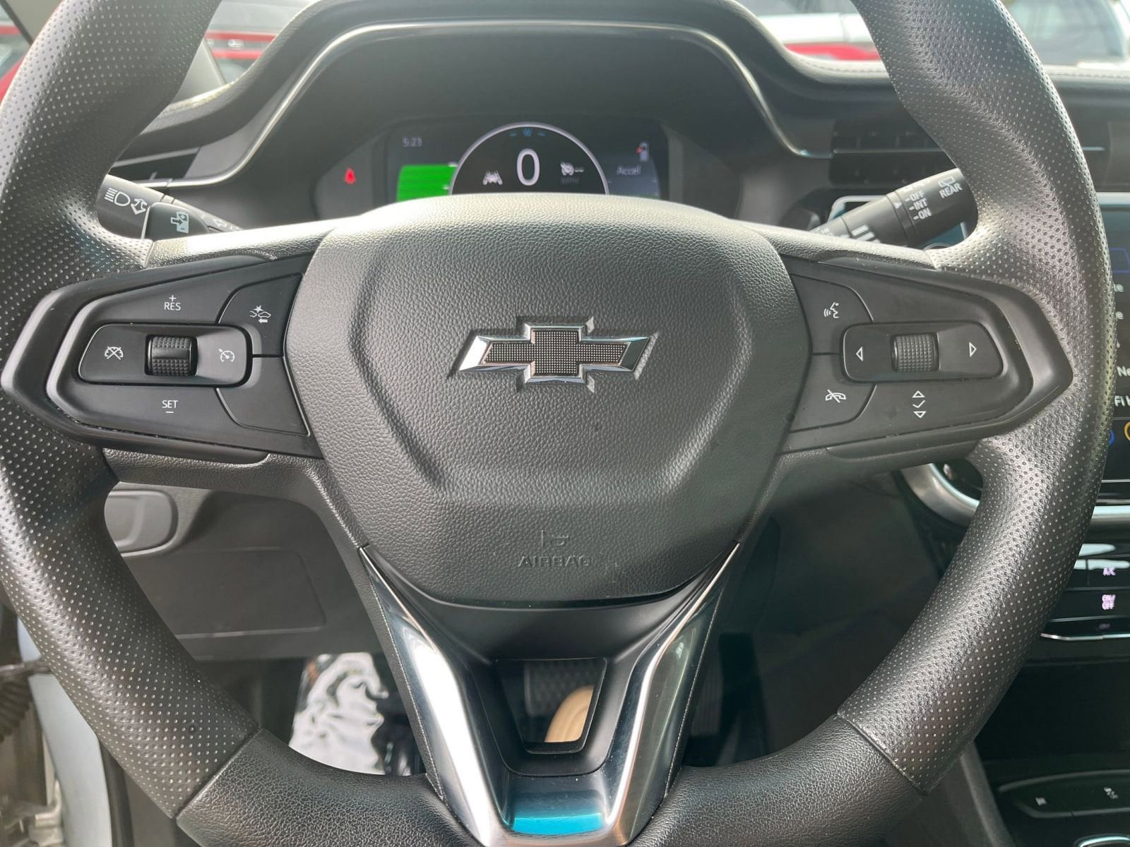 Thumbnail: 2023 Chevrolet Bolt EV - 31