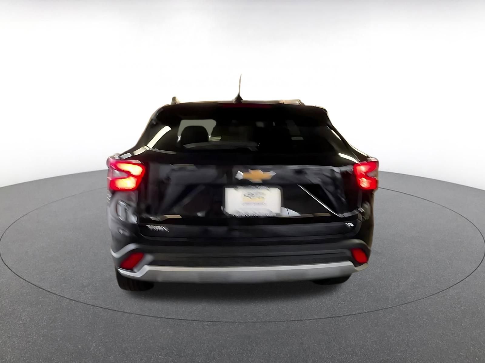 Thumbnail: 2025 Chevrolet Trax - 12