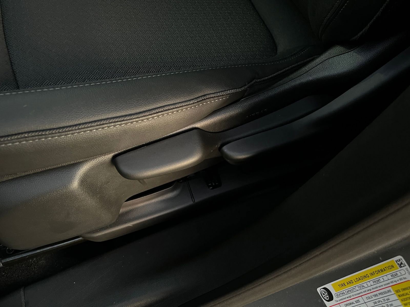 Thumbnail: 2025 Buick Encore GX - 22