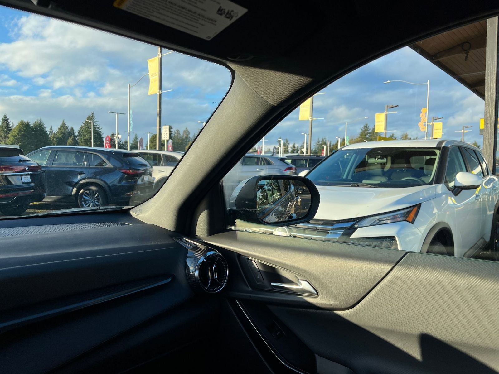 Thumbnail: 2025 Chevrolet Equinox - 35