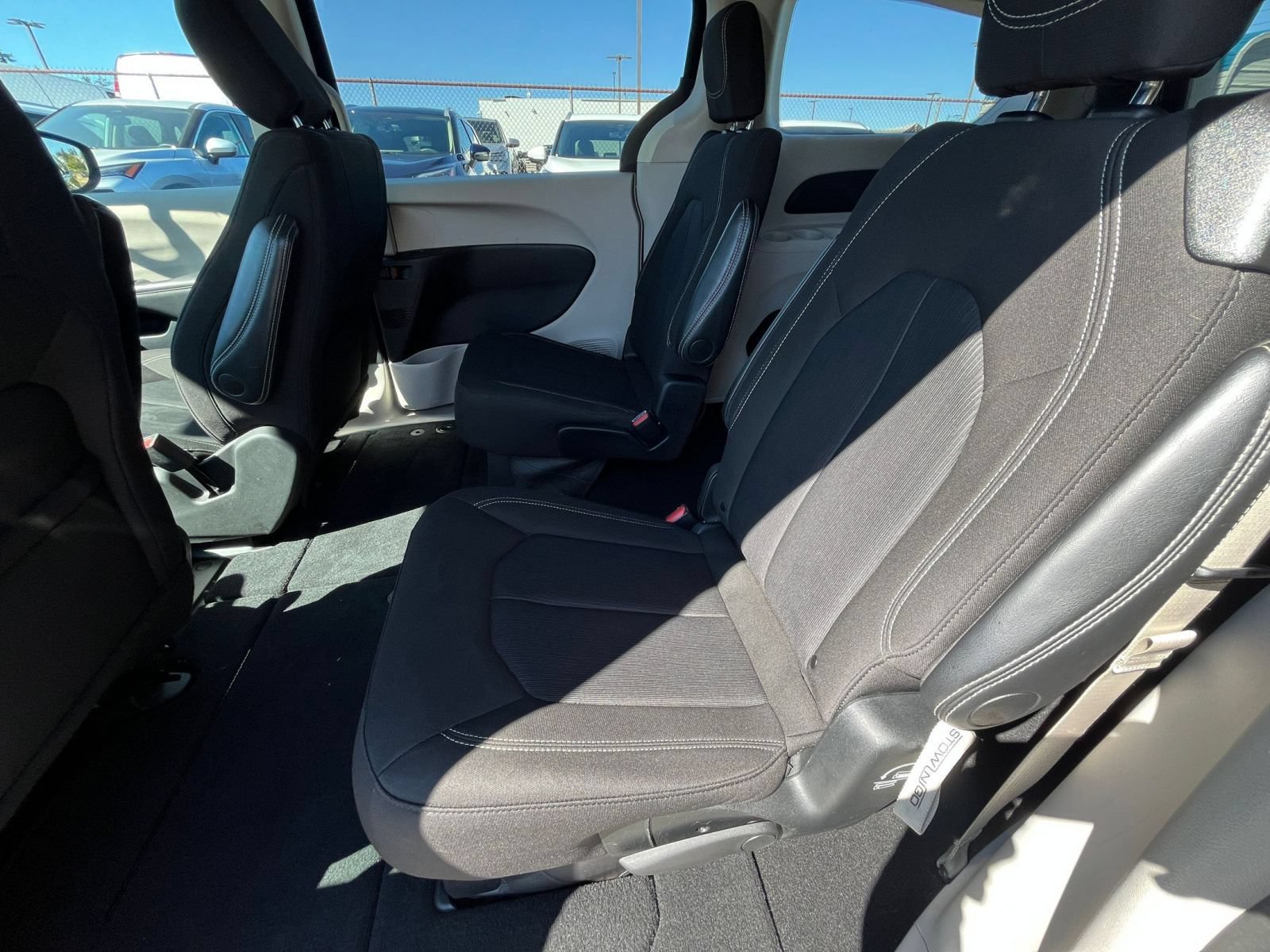 Thumbnail: 2024 Chrysler Voyager - 28