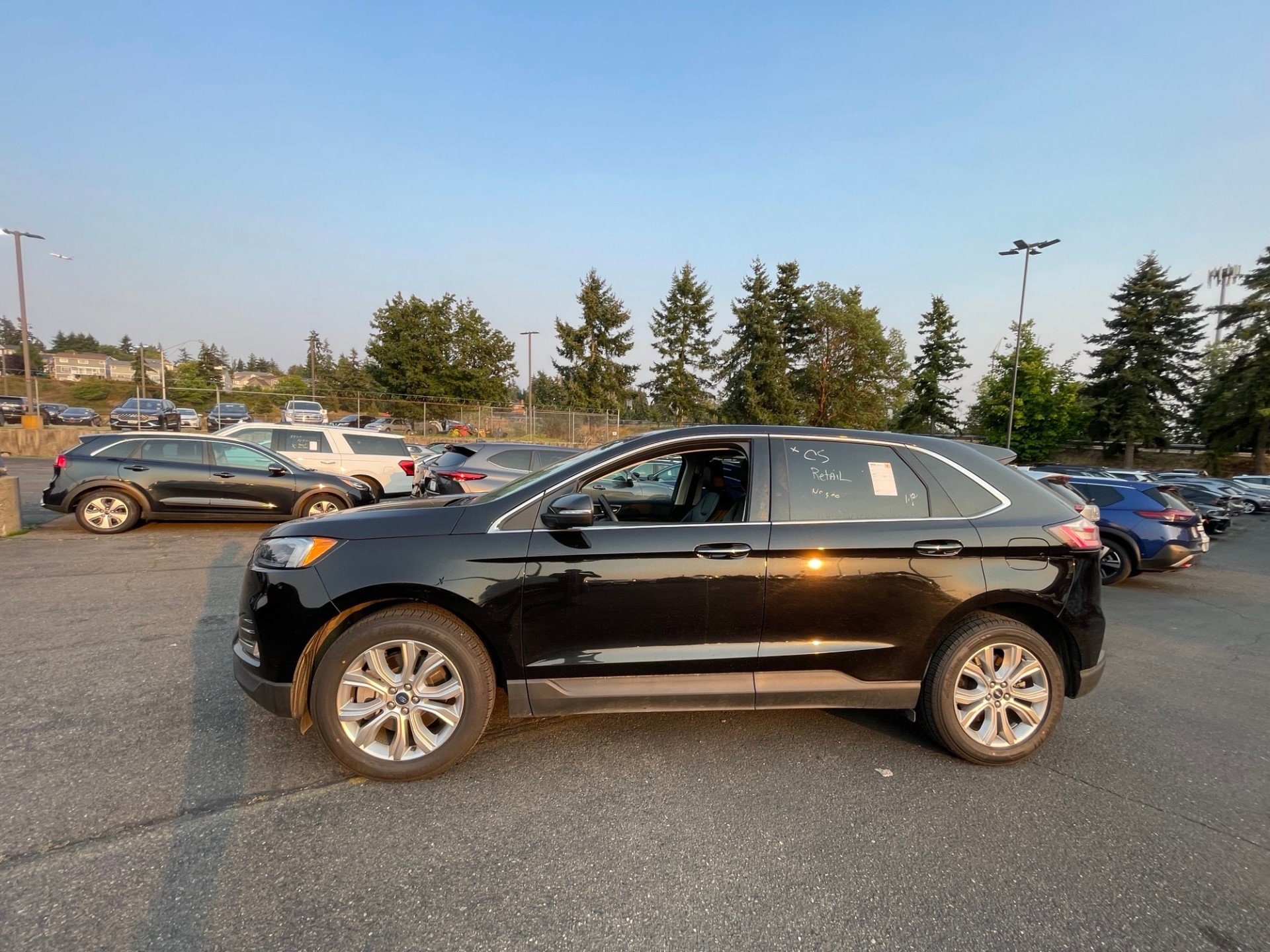 2022 Ford Edge Titanium 4